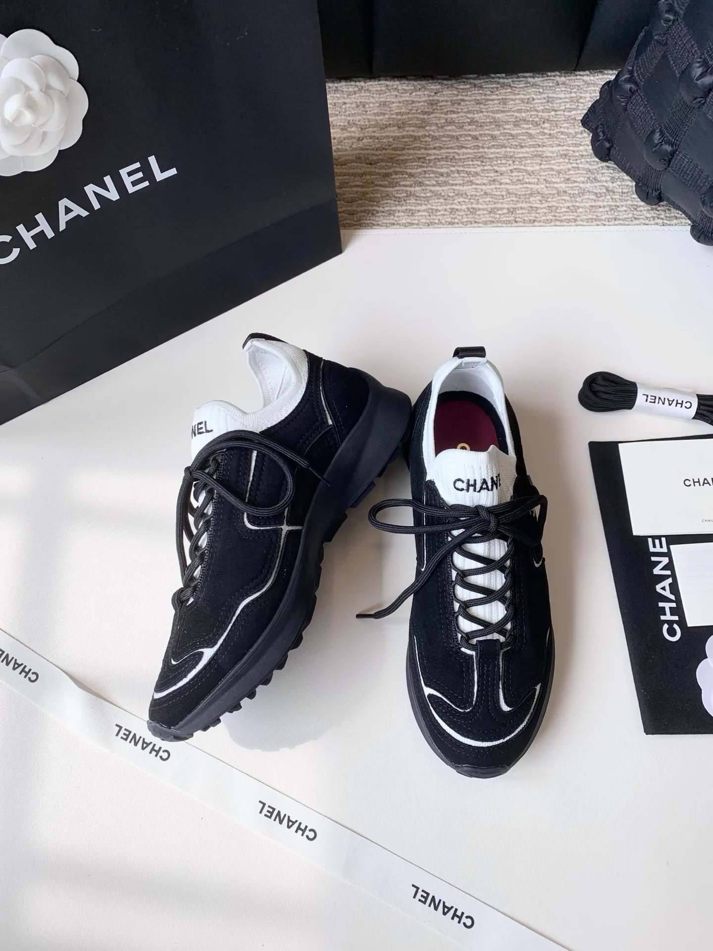 Кроссовки Женские Chanel 17990423