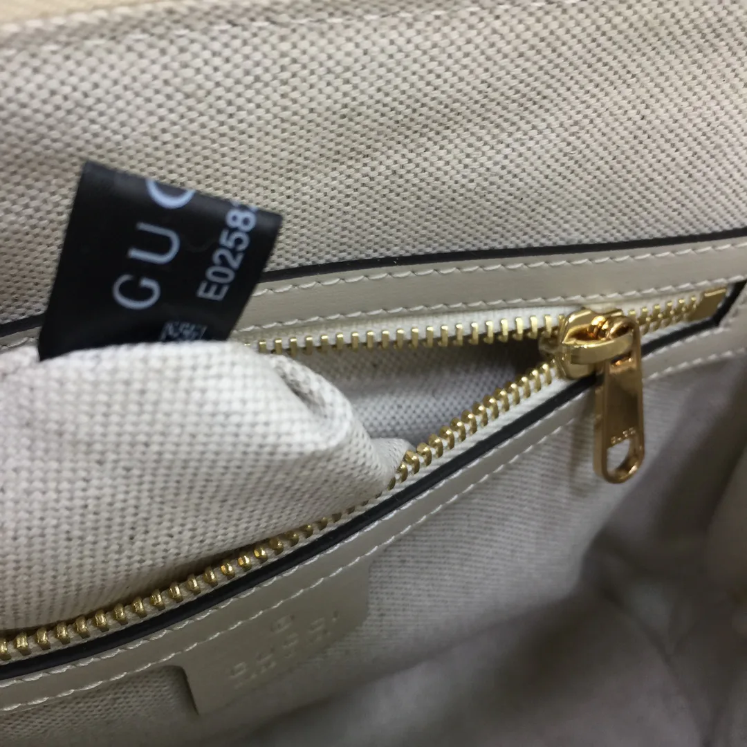 Классические Сумки Женские Gucci 11649344