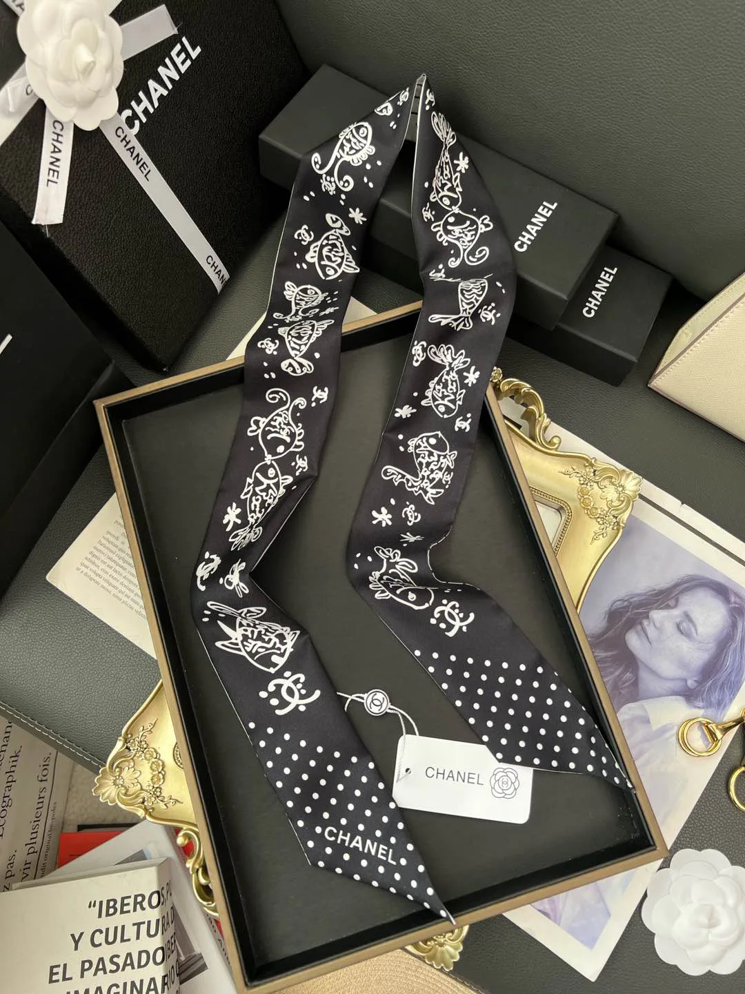 Платки Chanel 18675571