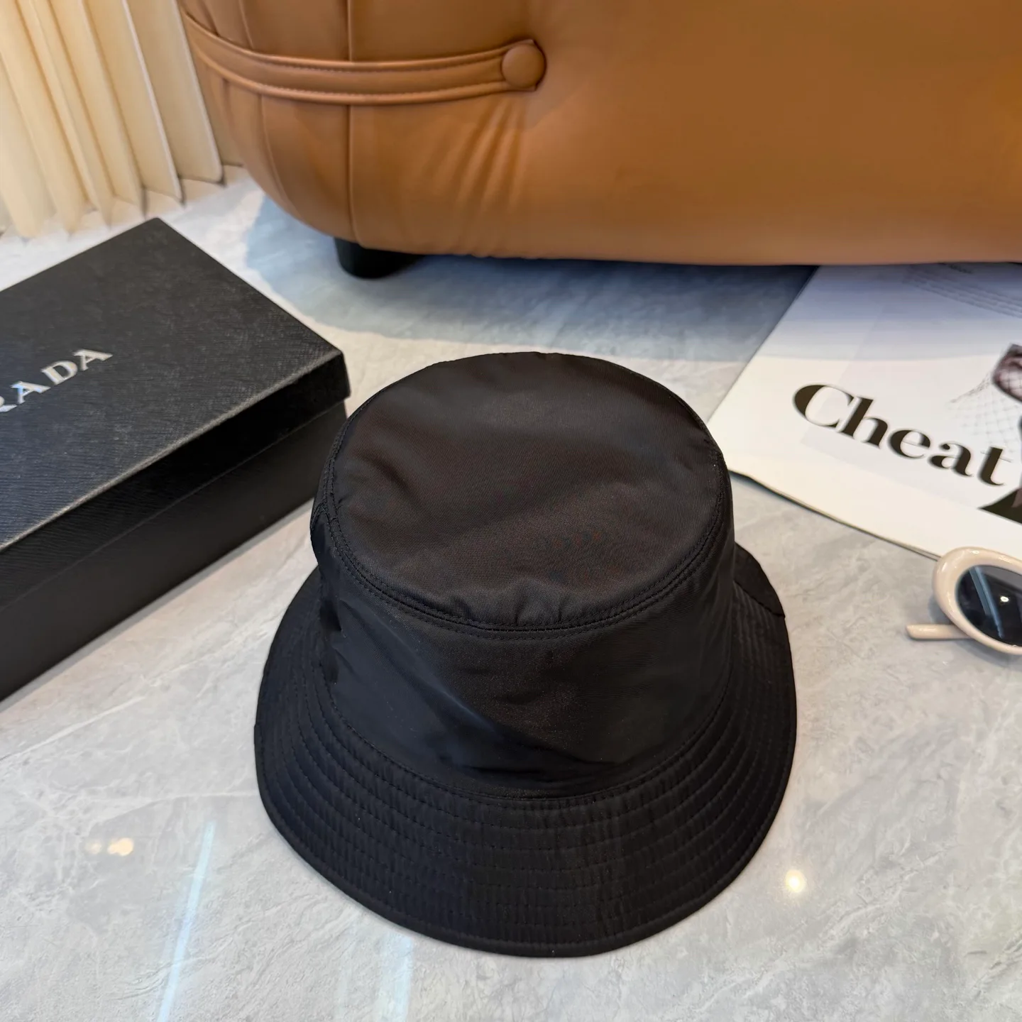 Головные Уборы Prada 13418589