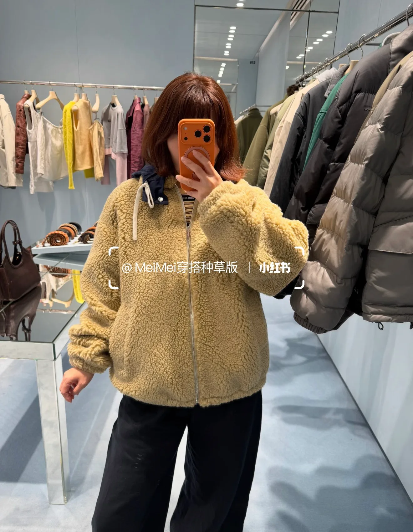 Куртки И Пуховики Женские Miu Miu 18713386