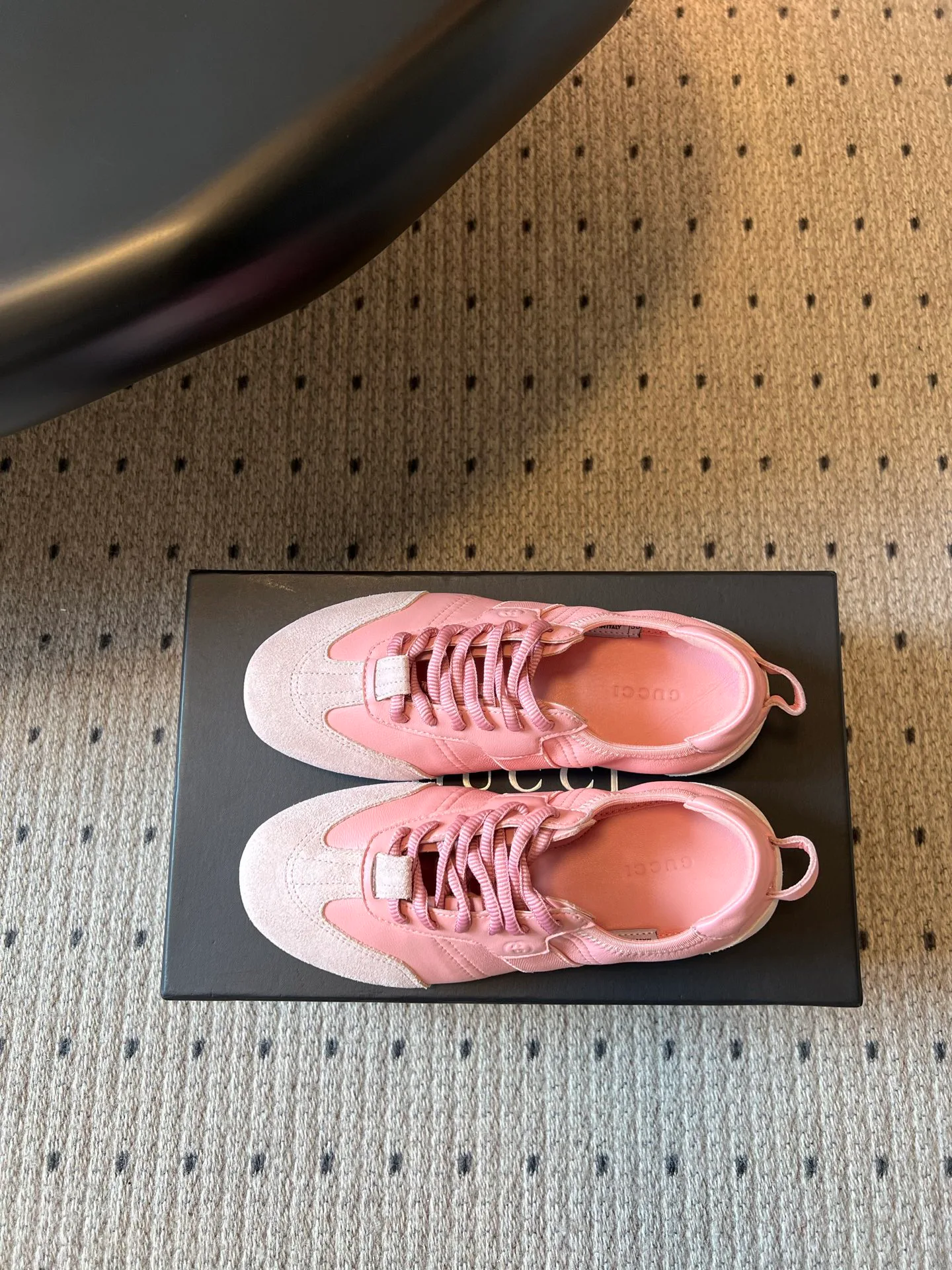 Кроссовки Женские Gucci 17614657
