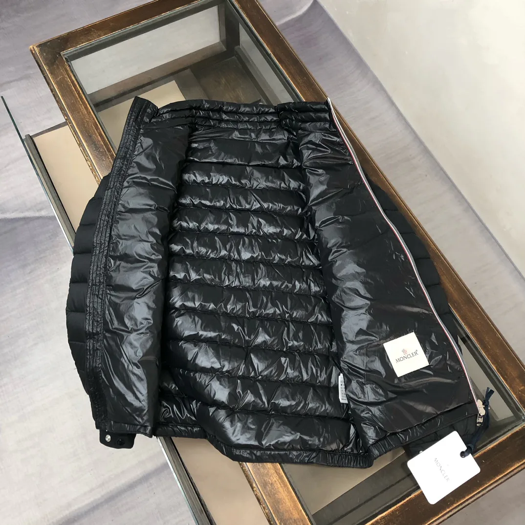 Куртки И Пуховики Мужские Moncler 187474