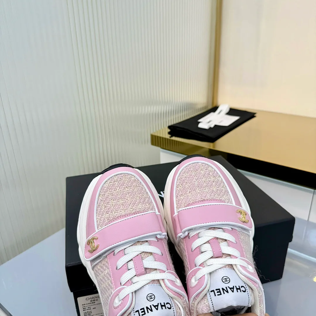 Кроссовки Женские Chanel 11605953