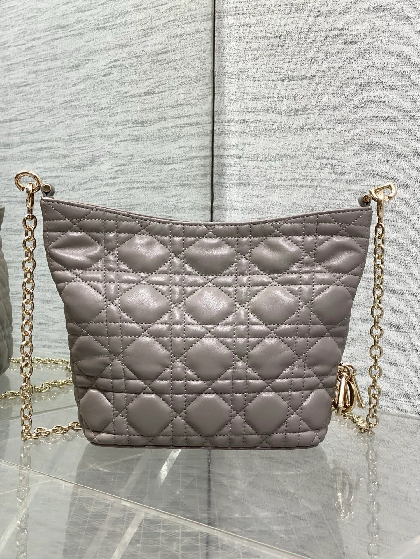 Классические Сумки Женские Christian Dior 18242102