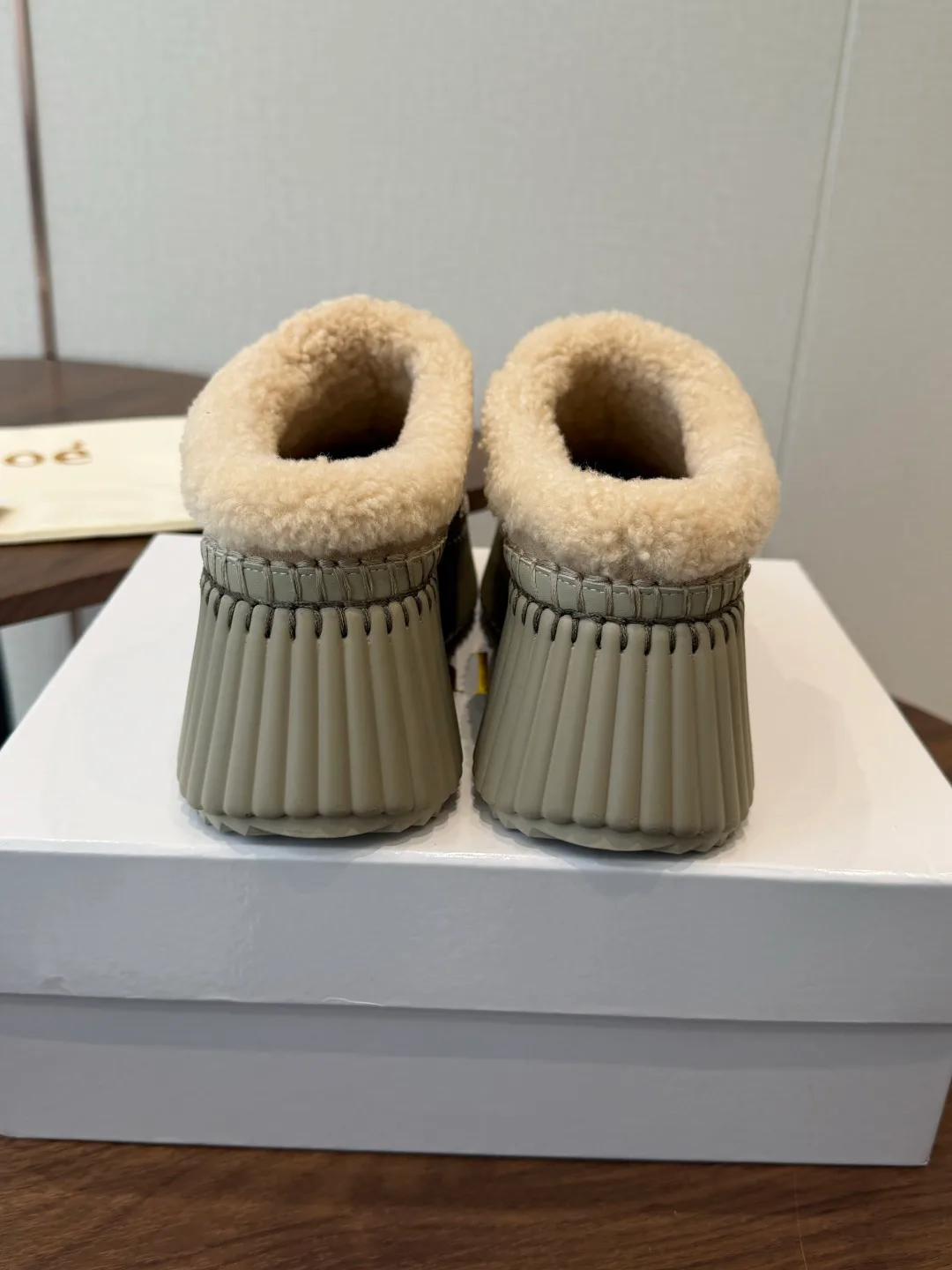 Угги Женские Chloe 18511635