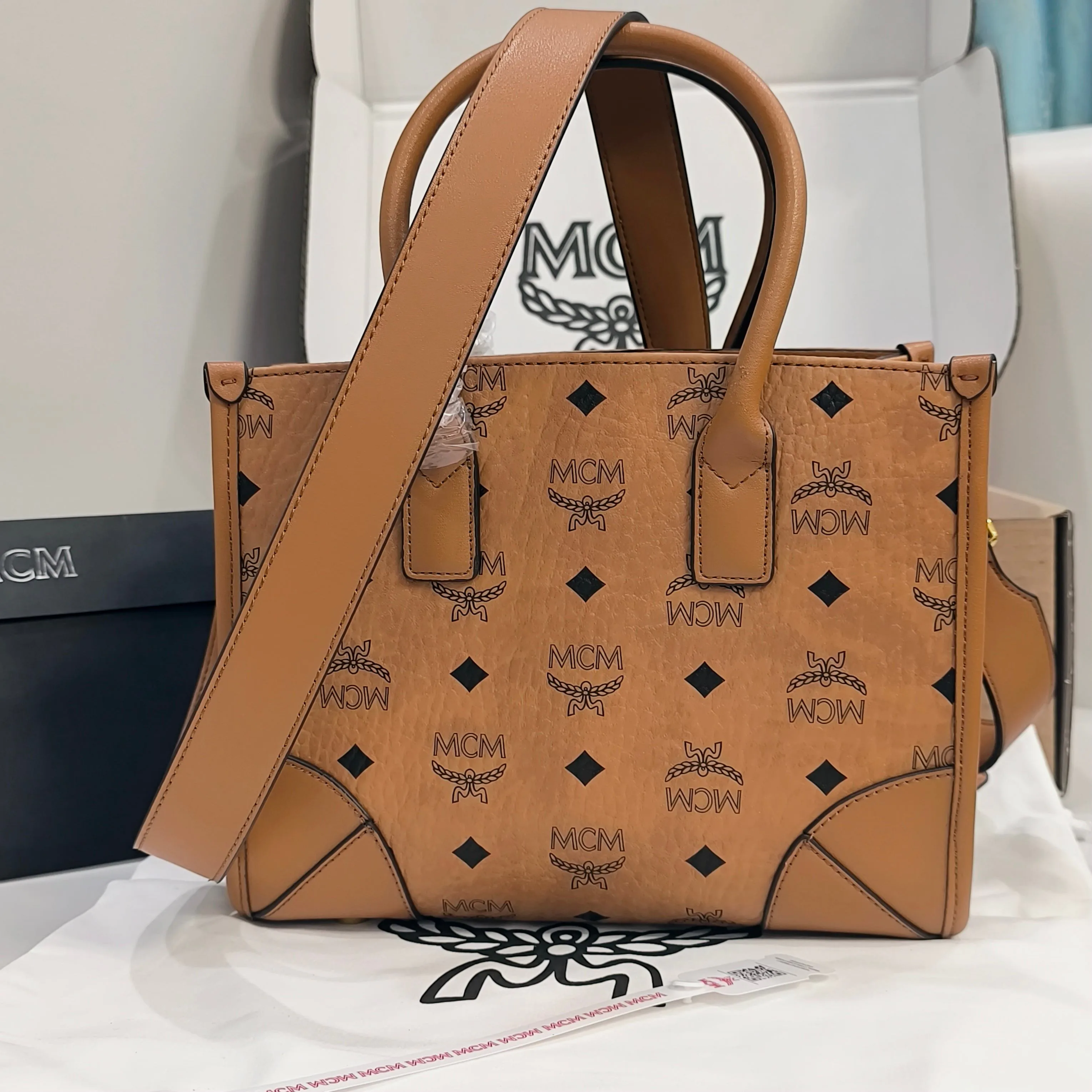 Классические Сумки Женские Mcm 18223308