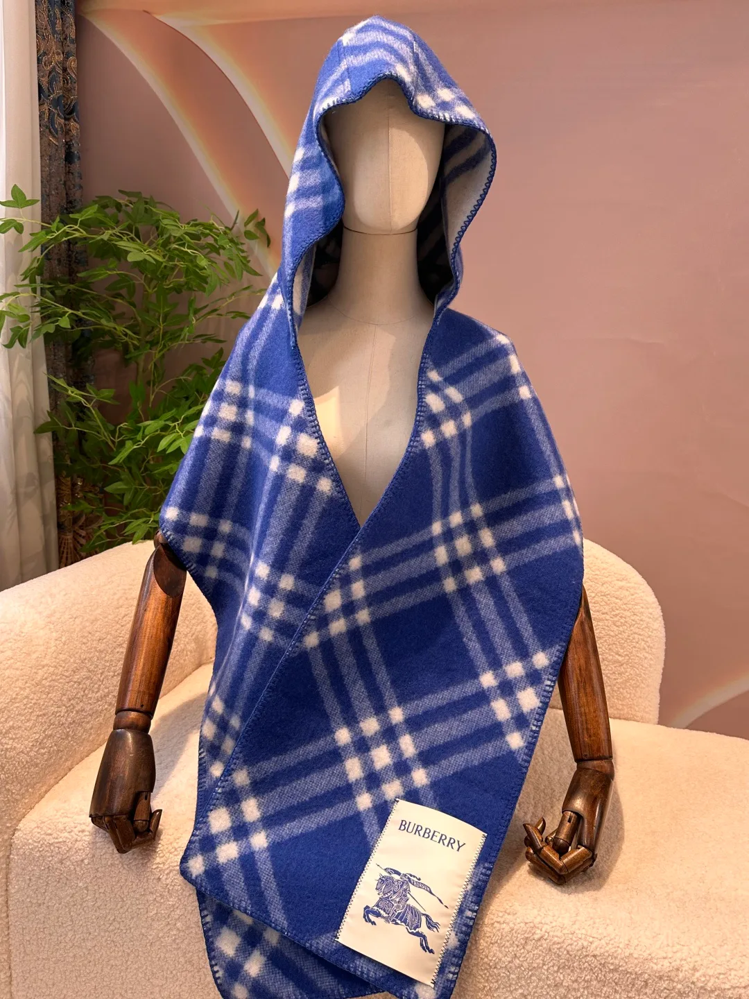 Шарфы Burberry 7065095