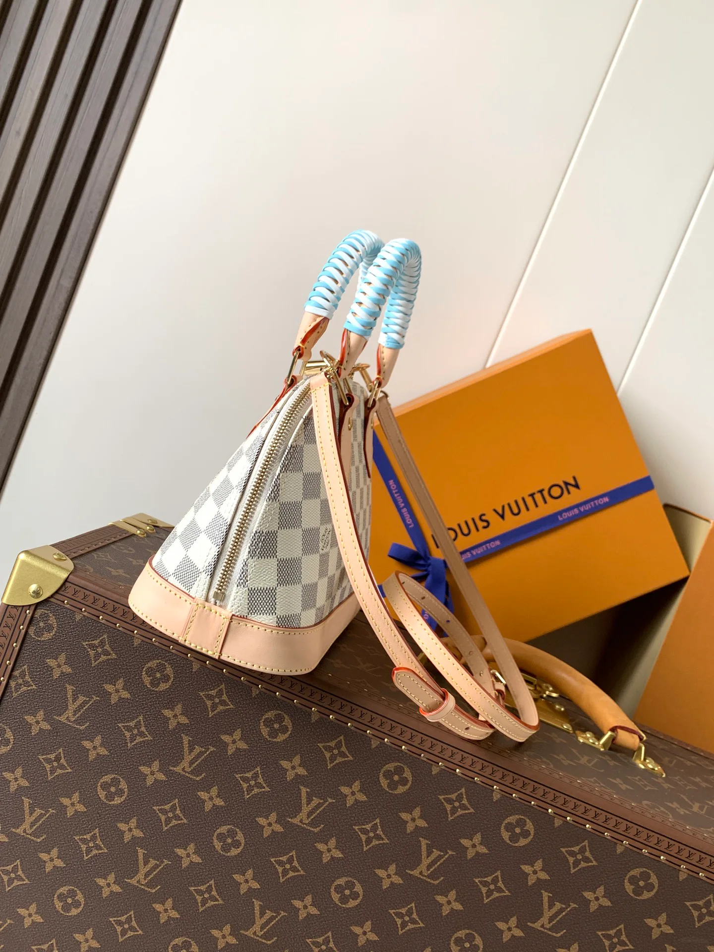 Классические Сумки Женские Louis Vuitton 16934197