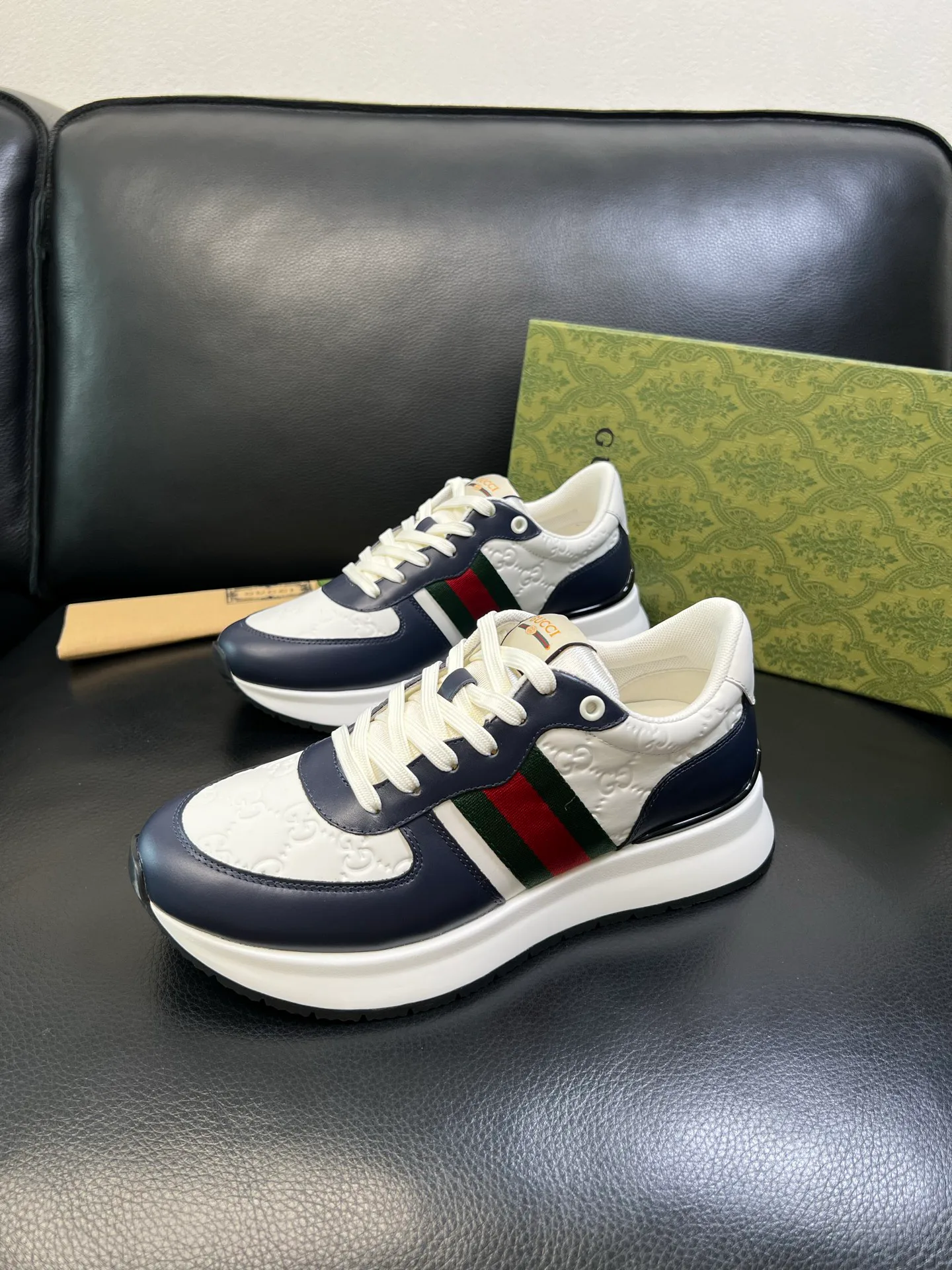 Кроссовки Женские Gucci 173792