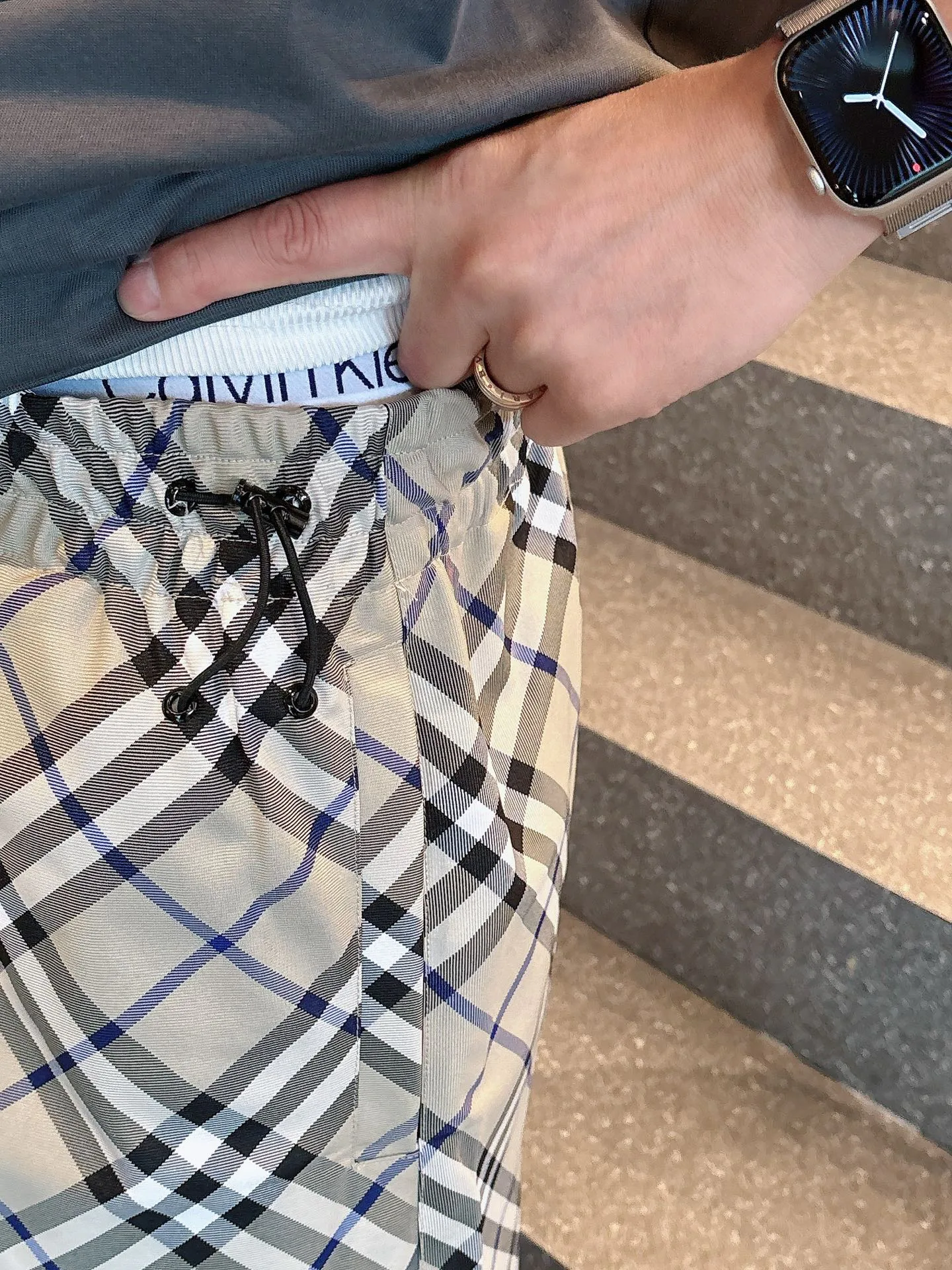 Шорты Мужские Burberry 13479640
