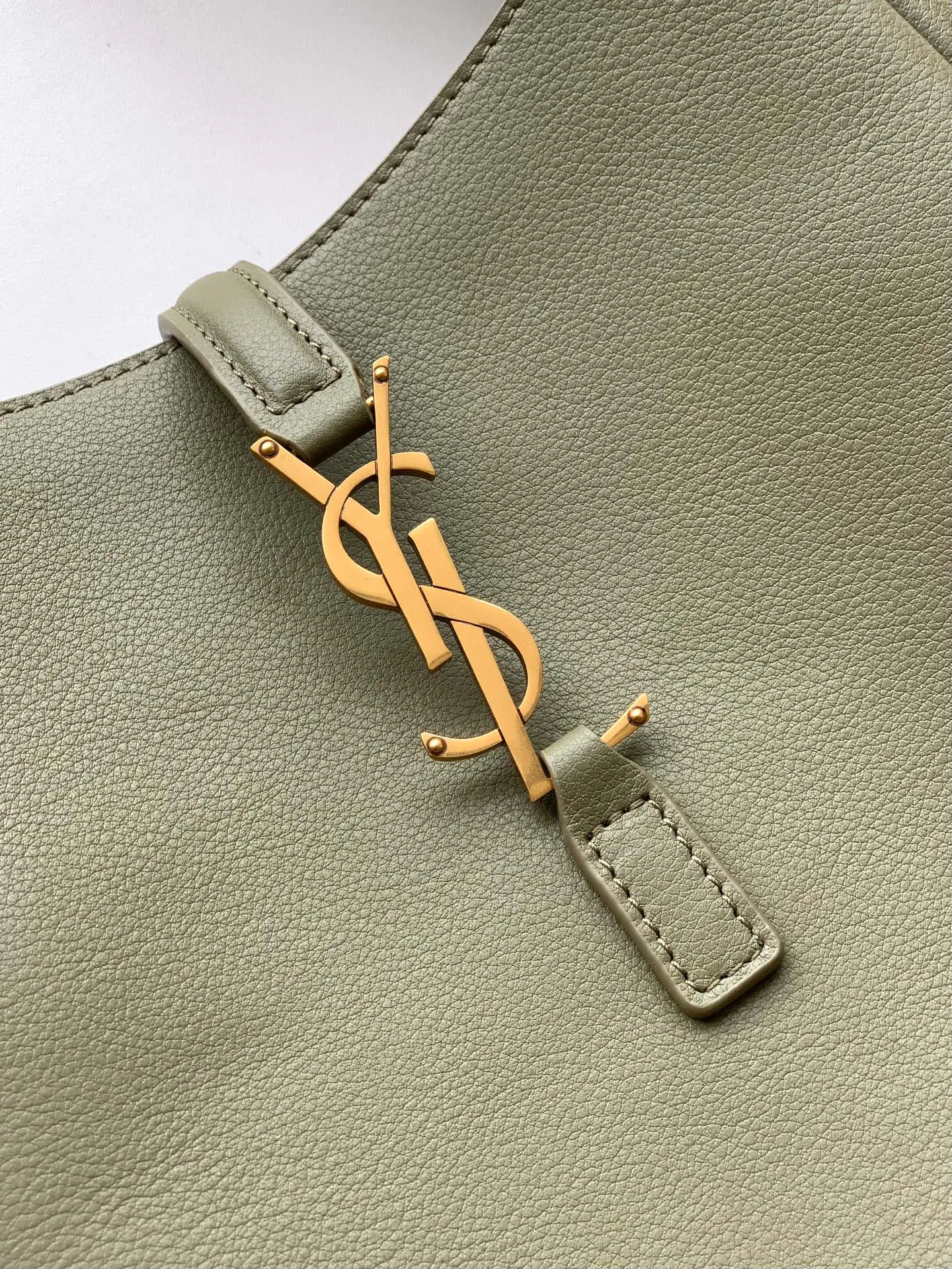 Классические Сумки Женские Saint Laurent 11309810