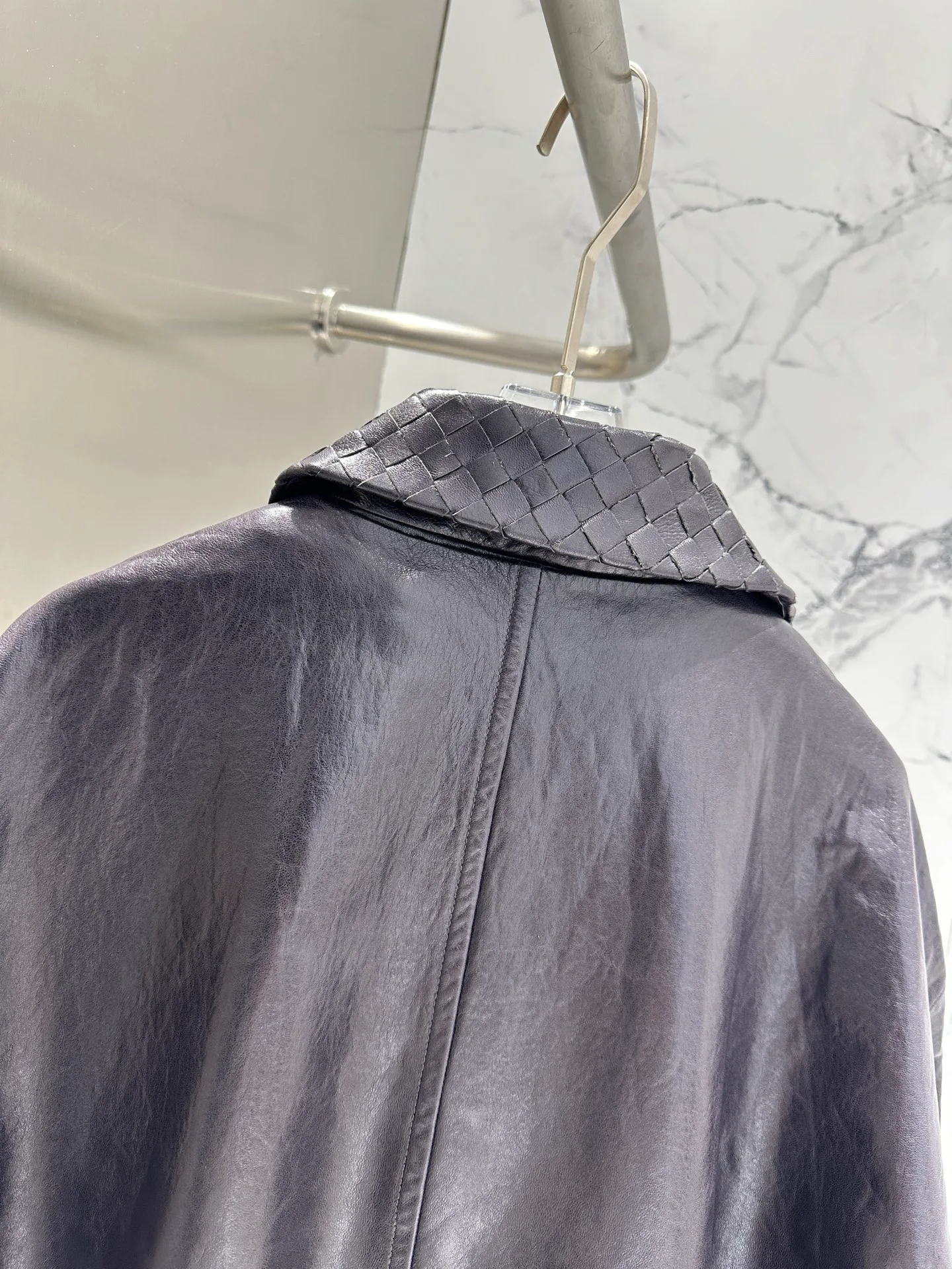 Кожаные Куртки И Дублёнки Женские Bottega Veneta 11759372