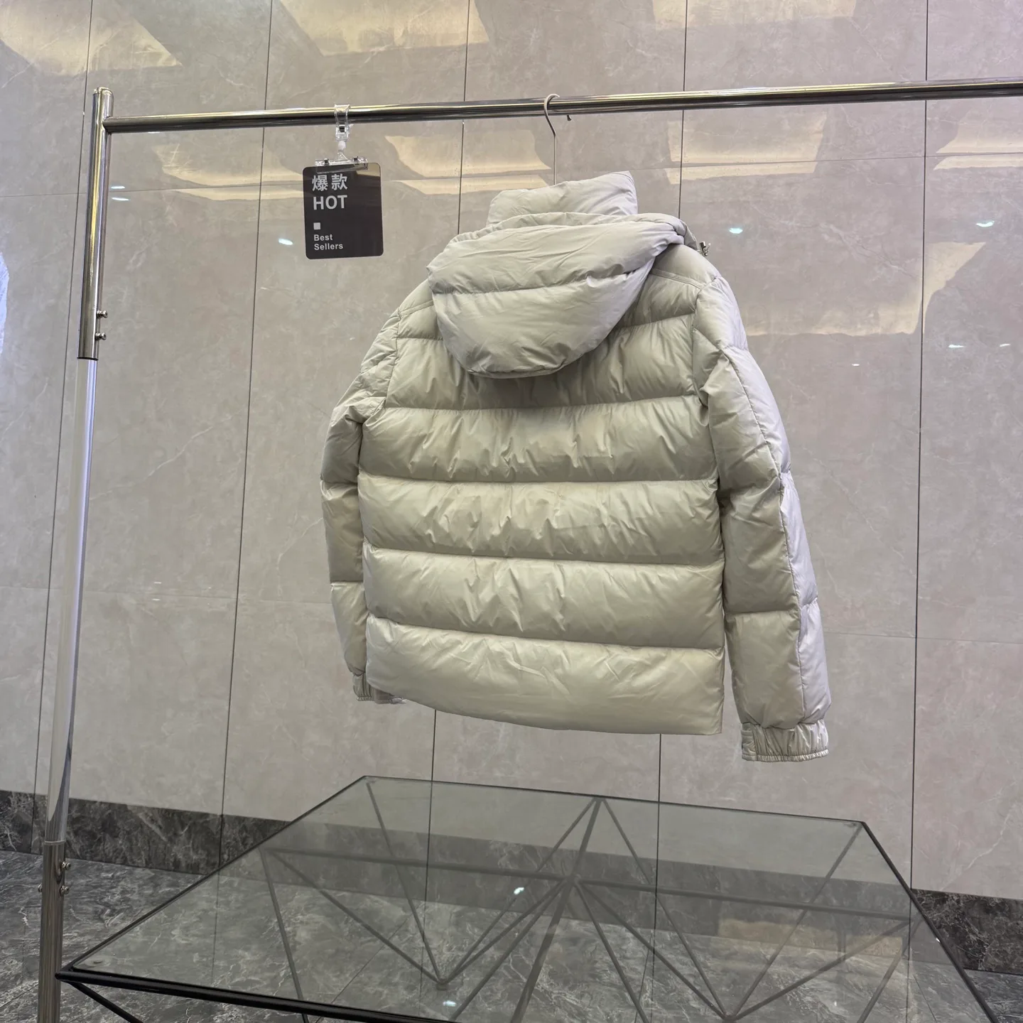 Куртки И Пуховики Женские Moncler 17949523