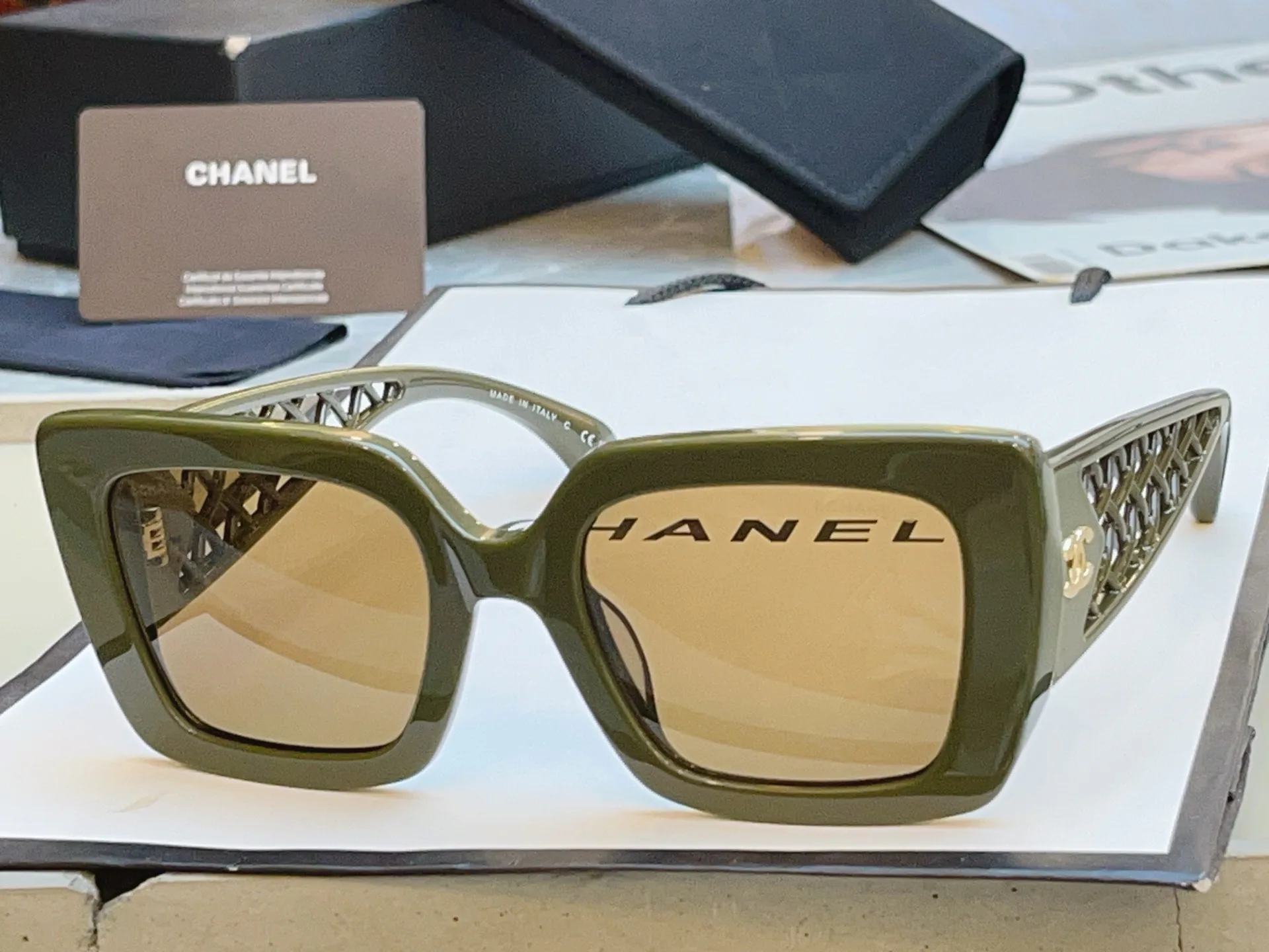 Очки Chanel 17529371