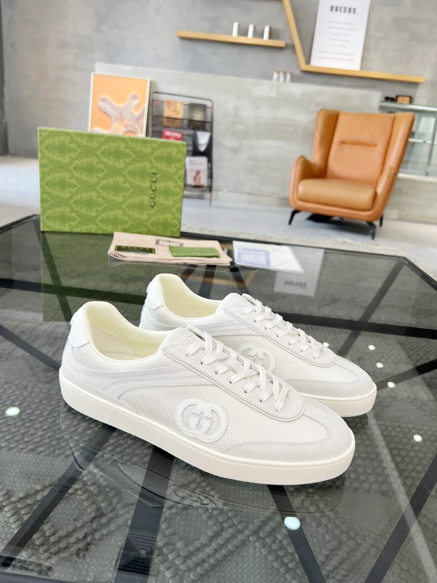 Кроссовки Женские Gucci 5813695