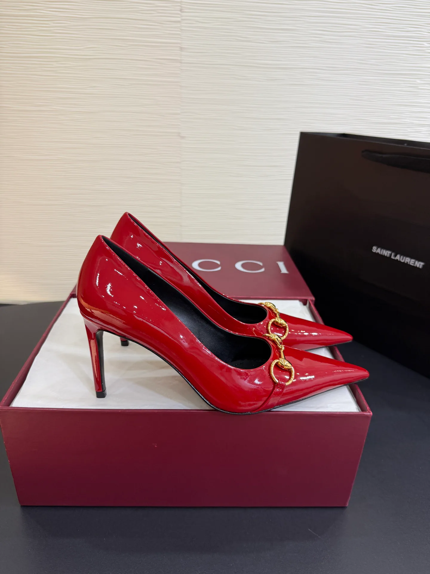 Туфли Женские Gucci 18444614