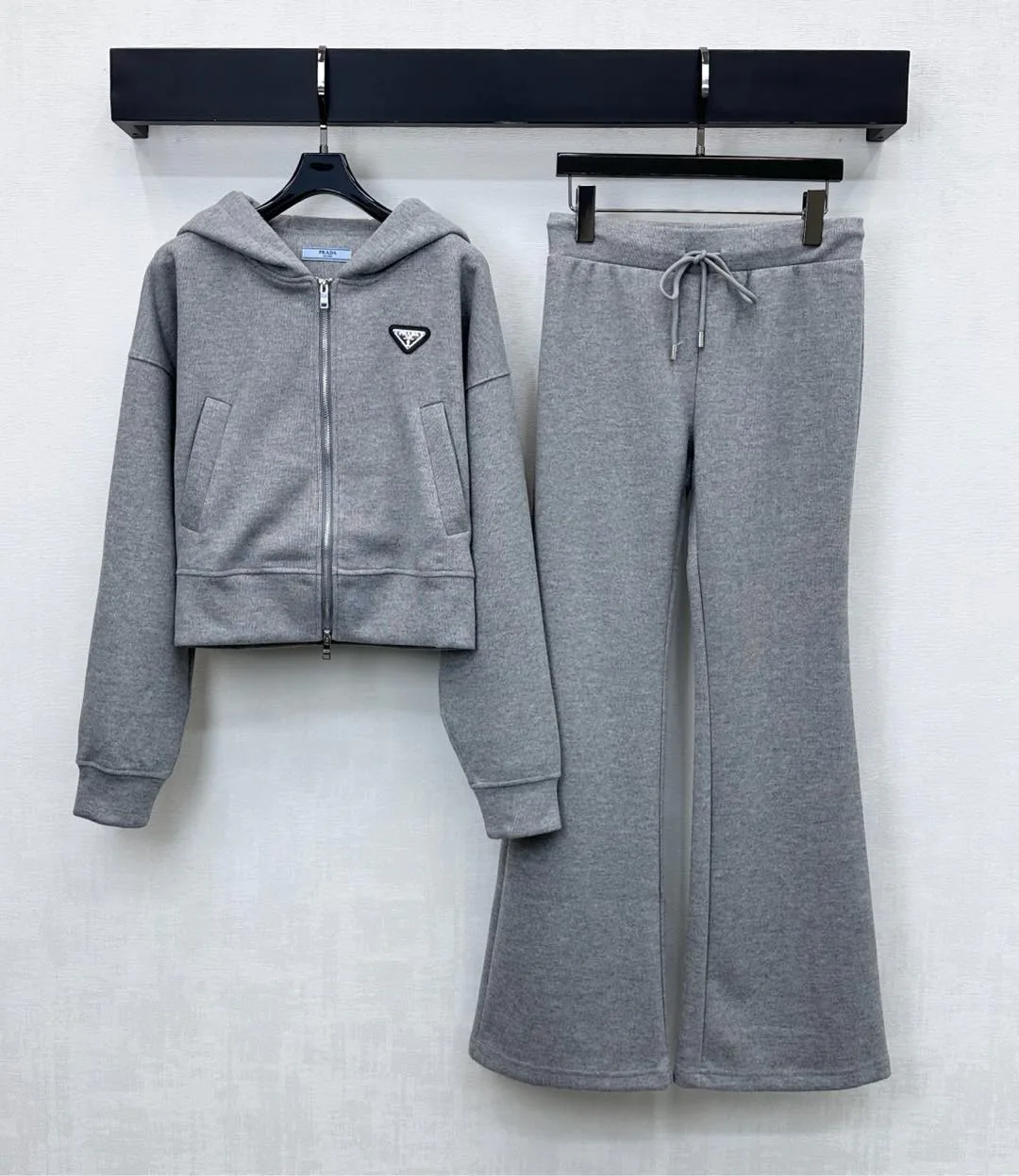 Костюмы Женские Prada 1941961