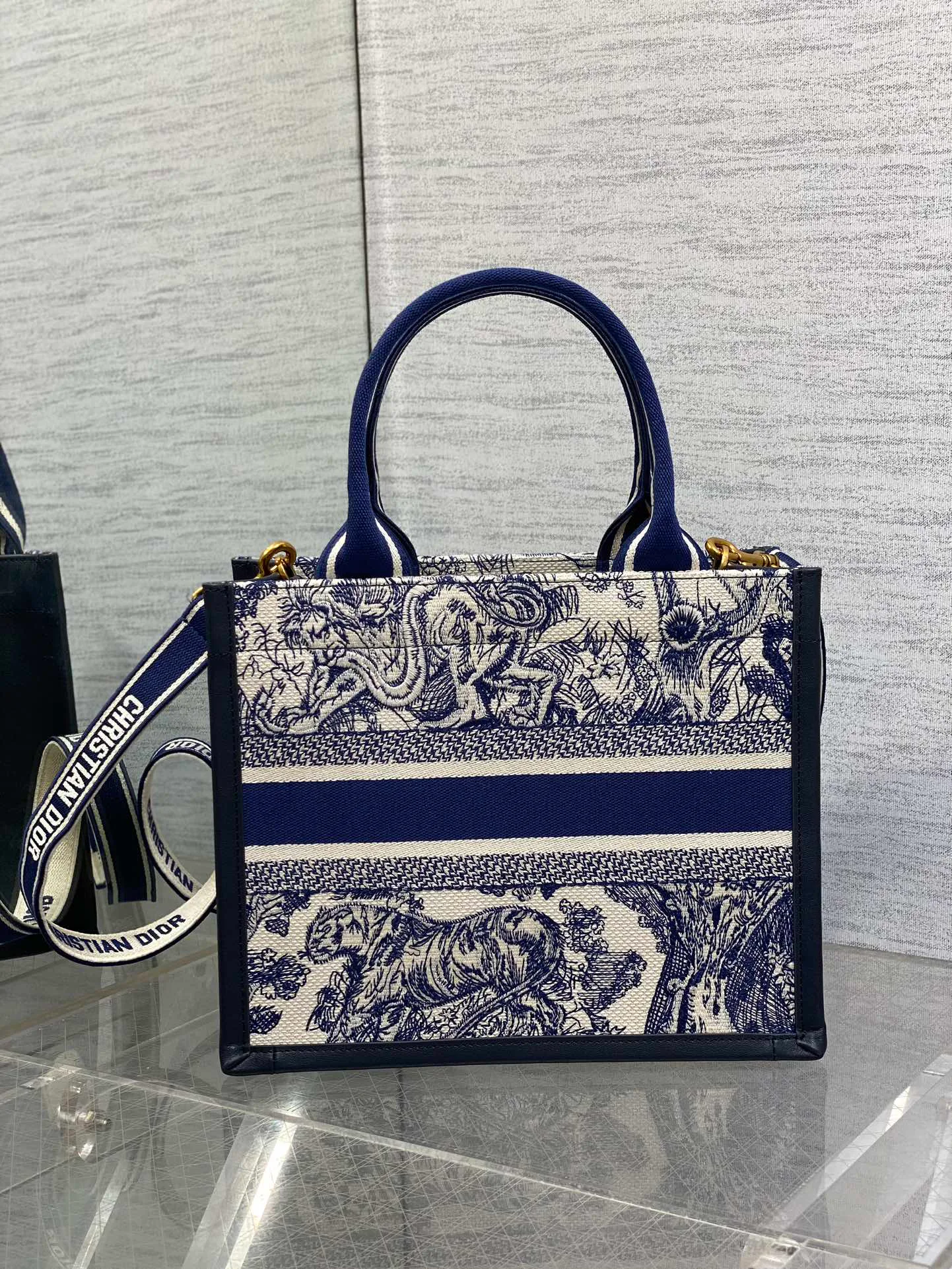 Классические Сумки Женские Christian Dior 4570439