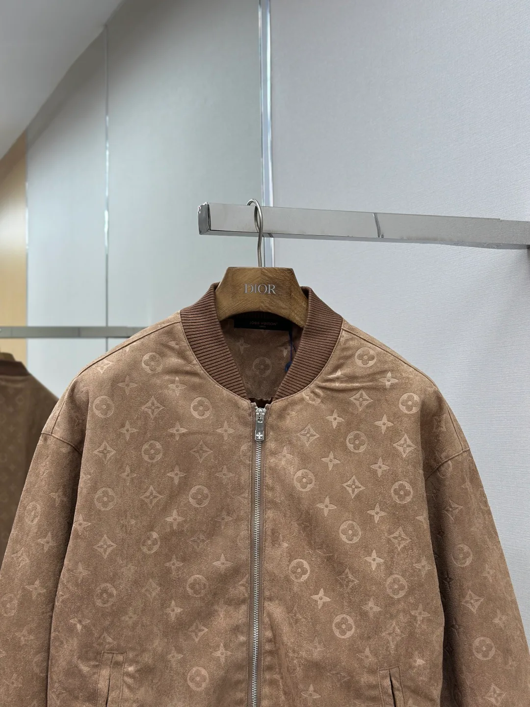 Куртки И Пуховики Мужские Louis Vuitton 178977