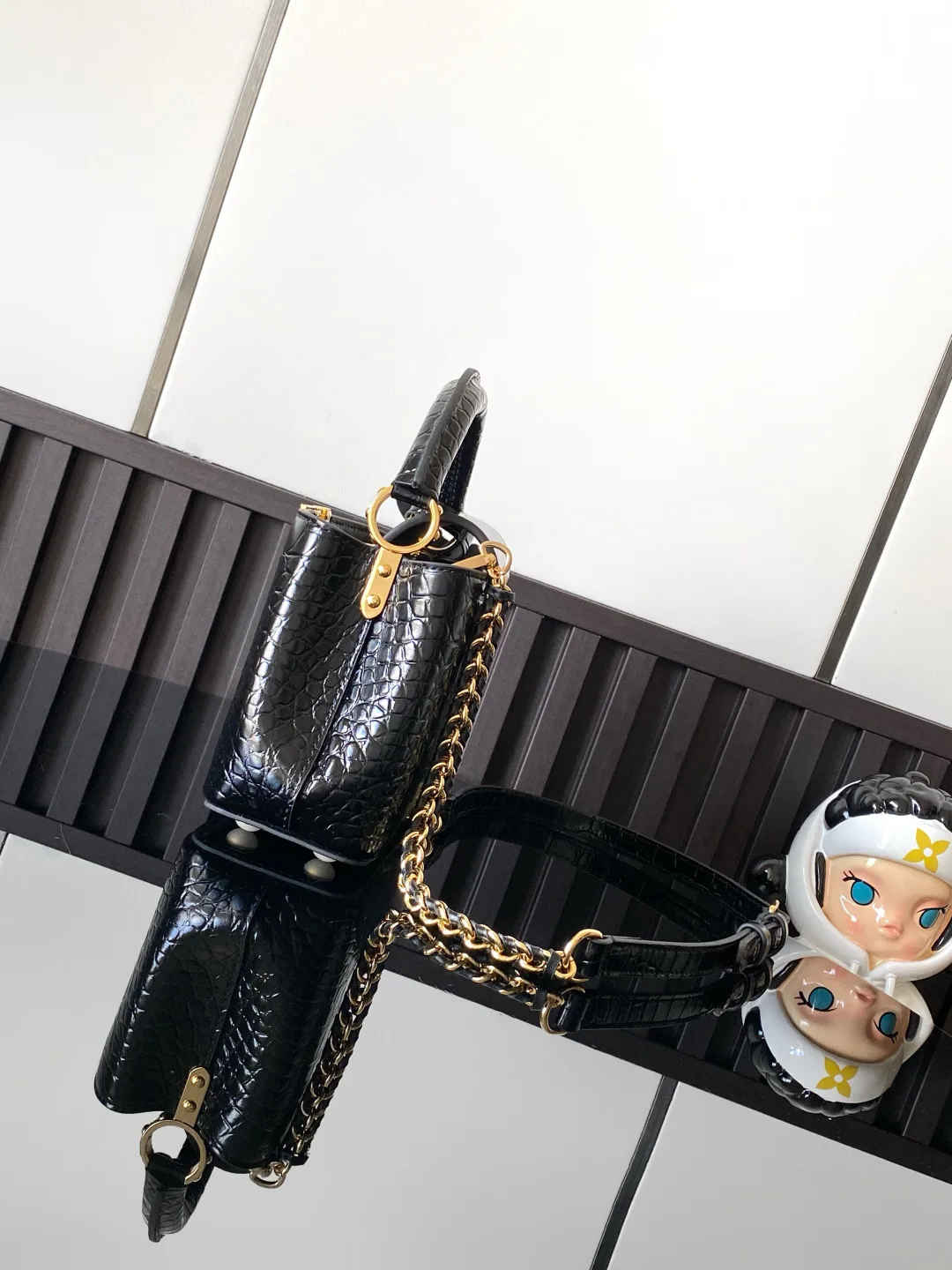 Классические Сумки Женские Louis Vuitton 18019350