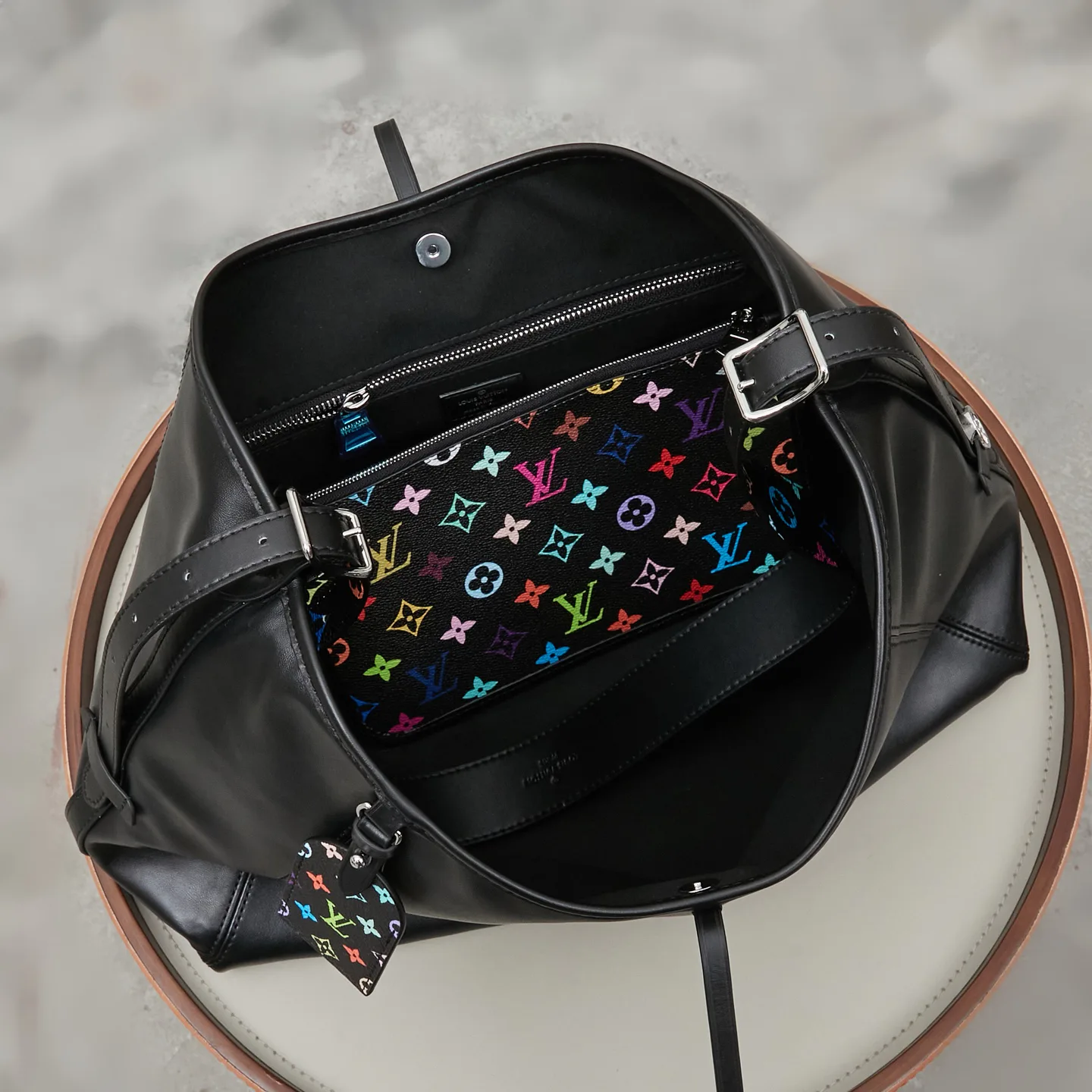 Сумки На Ремне Женские Louis Vuitton 25400