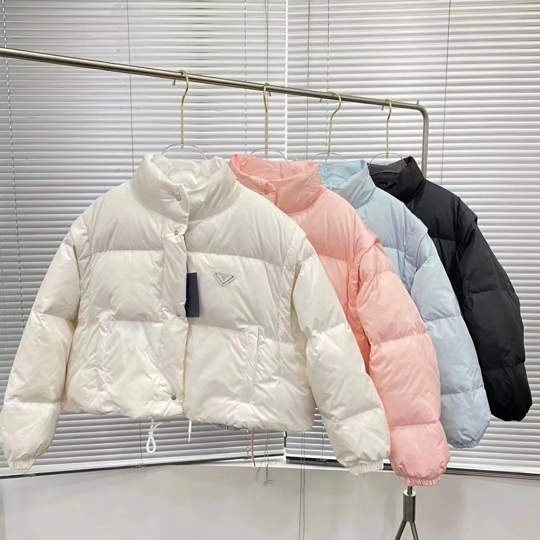 Куртки И Пуховики Женские Prada 17890879