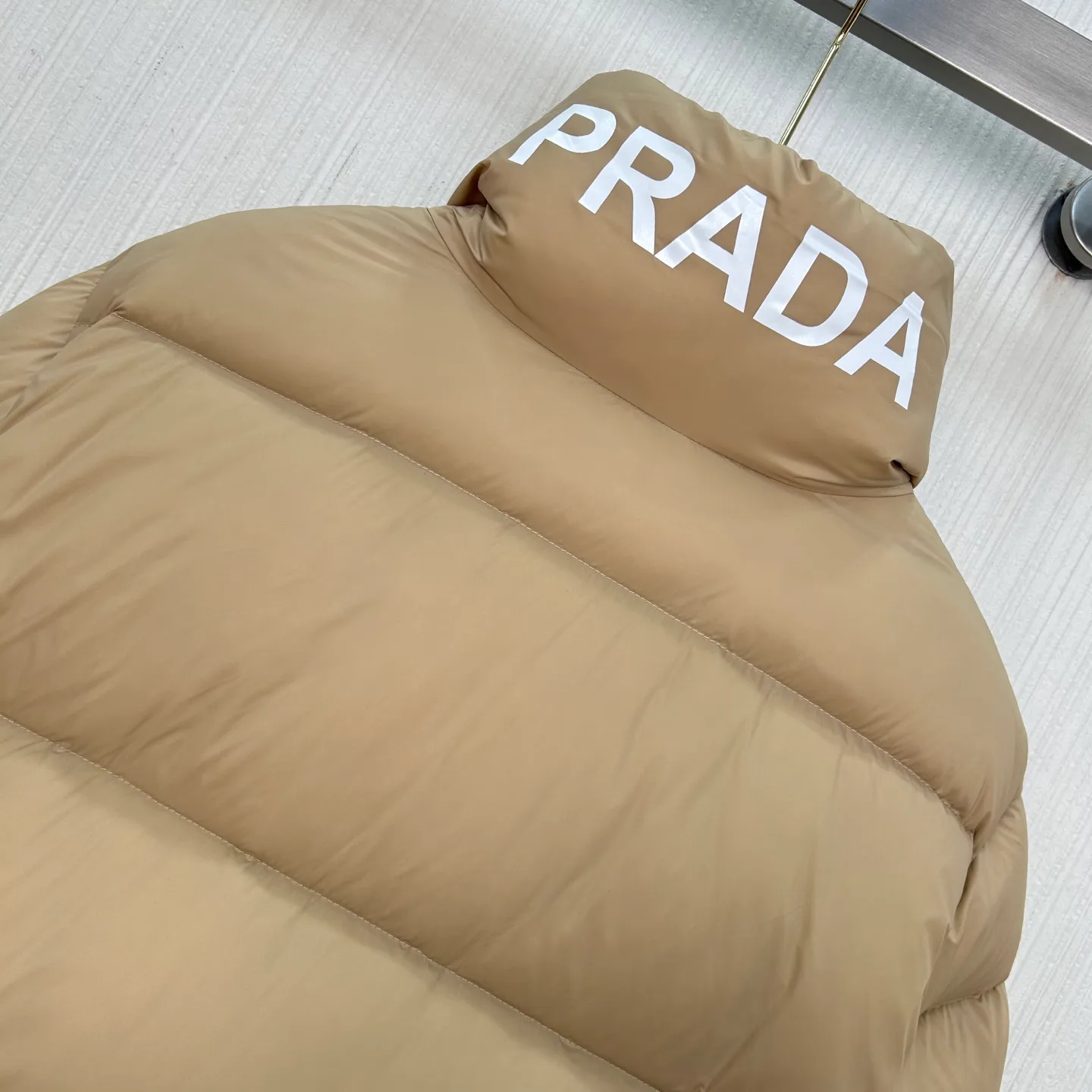 Куртки И Пуховики Женские Prada 254658