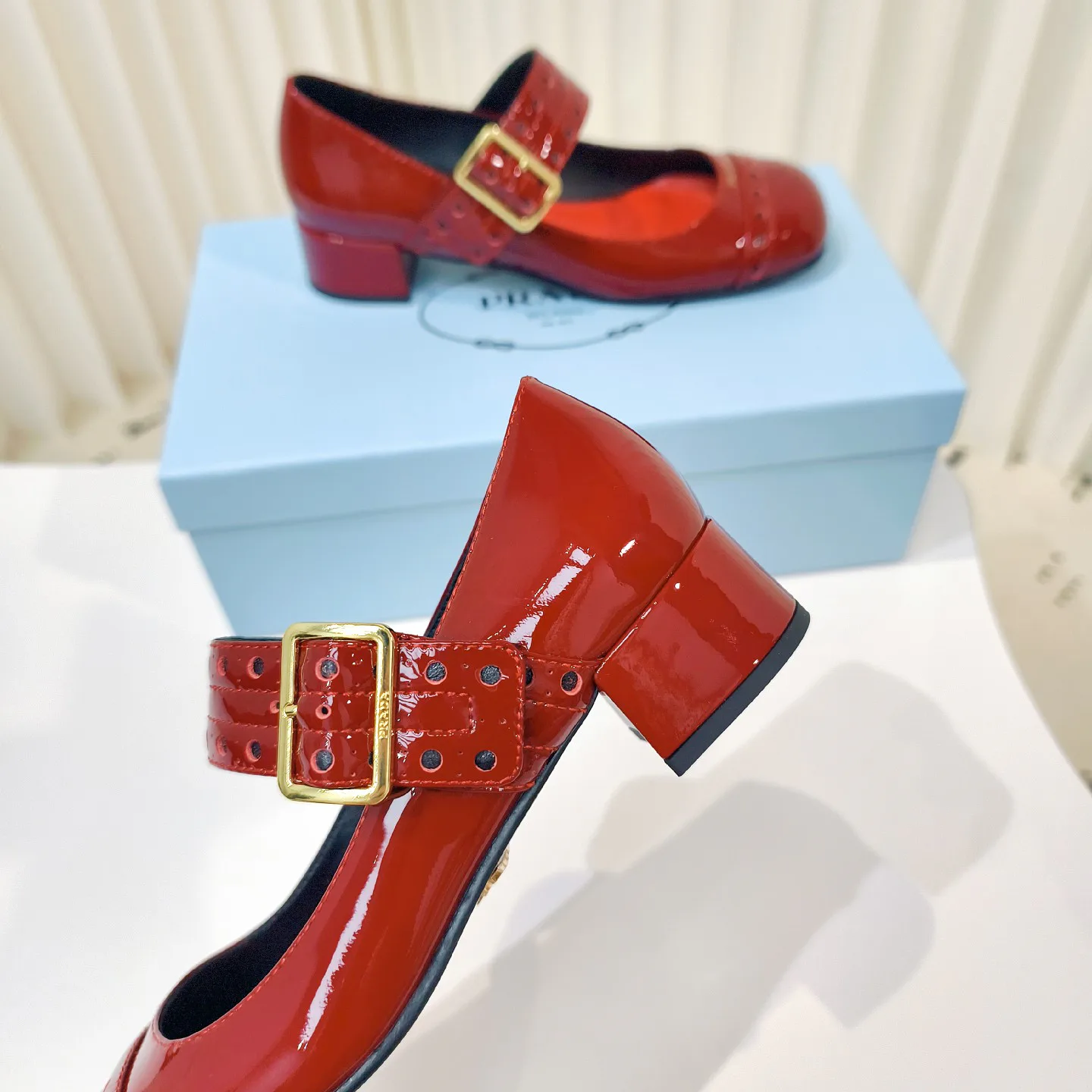 Туфли Женские Prada 11508140