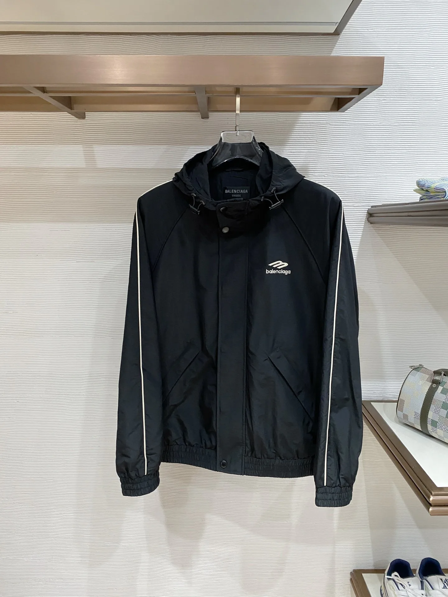 Куртки И Пуховики Мужские Balenciaga 14579940