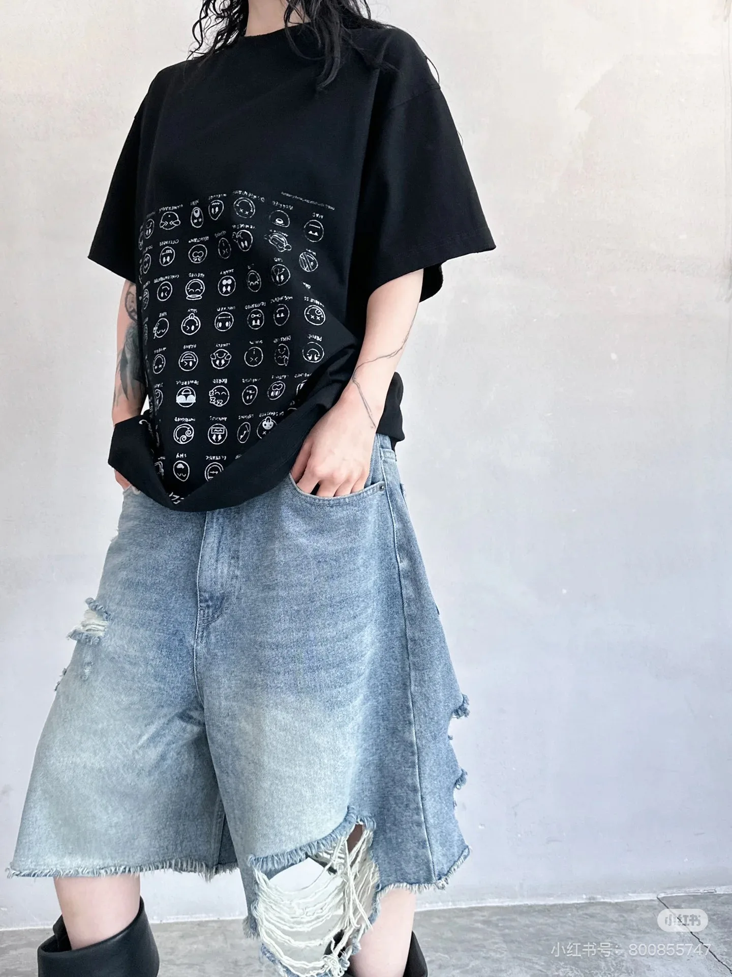 Футболки Женские Balenciaga 12871