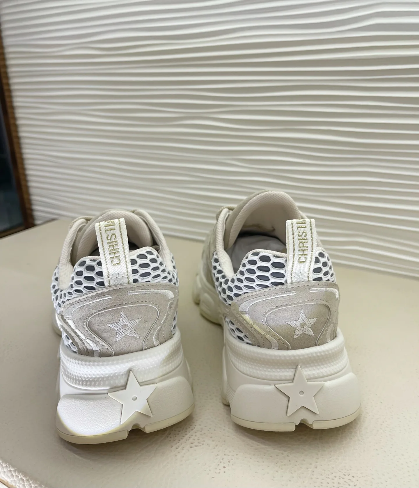 Кроссовки Женские Christian Dior 11923933