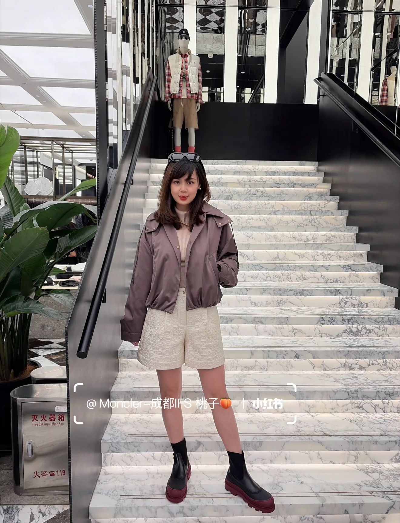 Куртки И Пуховики Женские Moncler 18113569