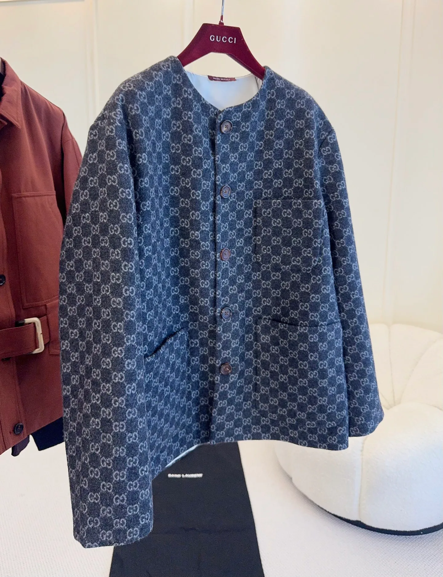 Куртки И Пуховики Женские Gucci 18866534