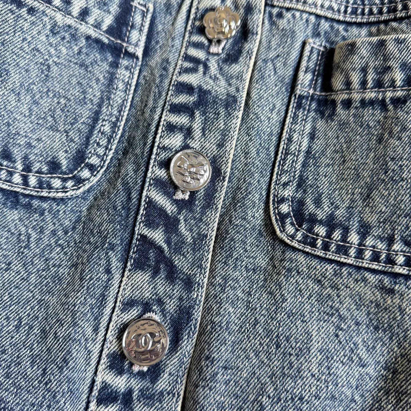 Куртки И Пуховики Женские Chanel 493180