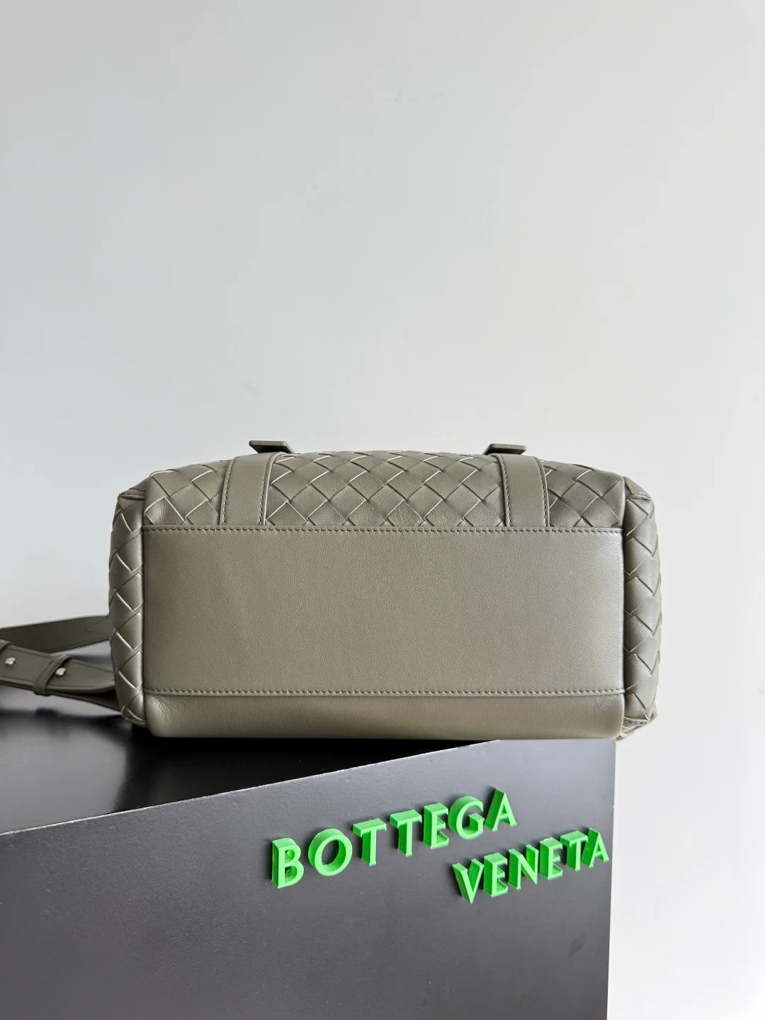 Рюкзаки Женские Bottega Veneta 831795