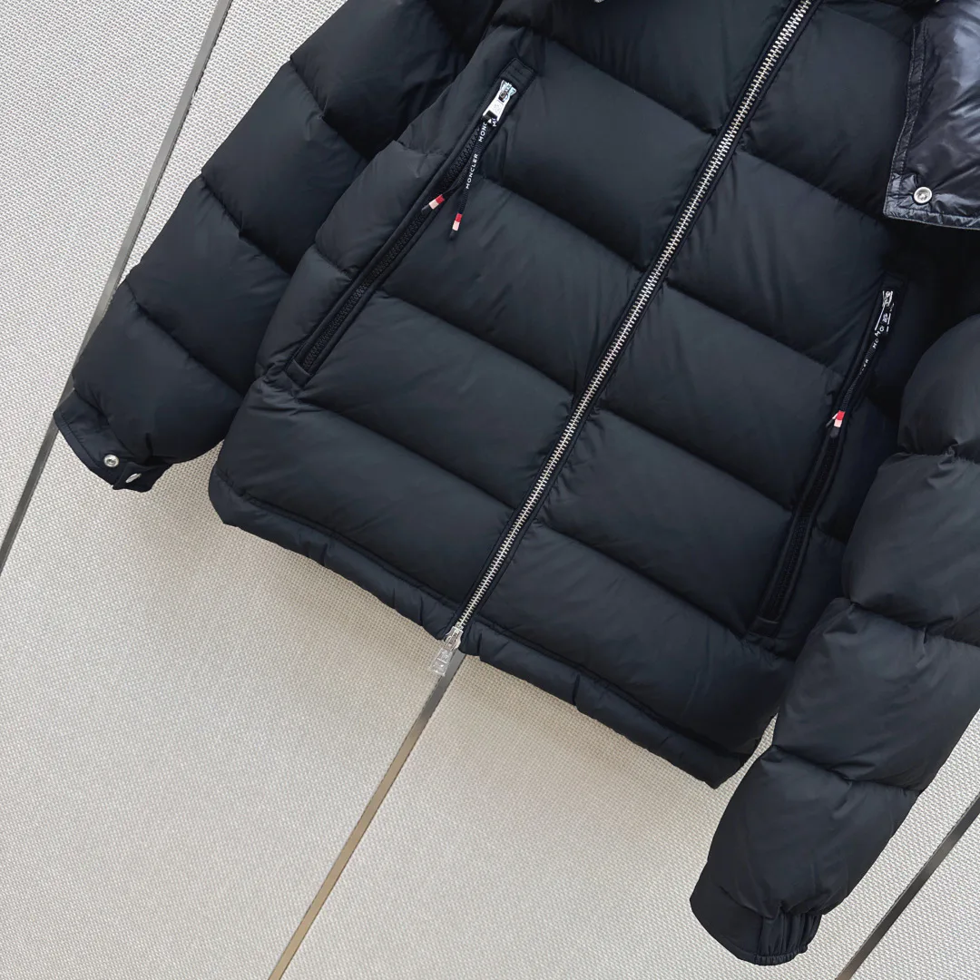 Куртки И Пуховики Женские Moncler 18489458