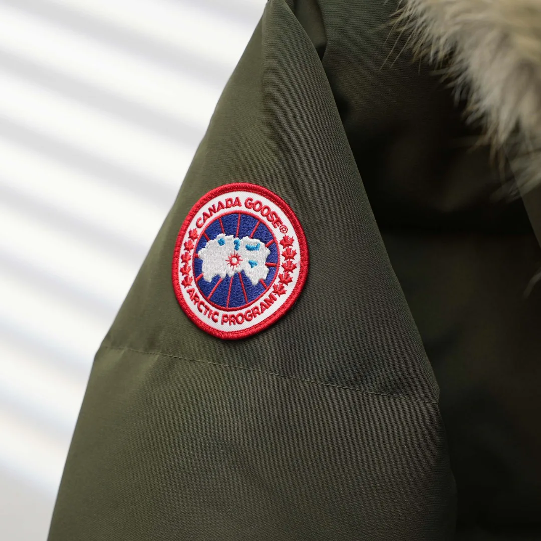 Куртки И Пуховики Женские Canada Goose 1188586