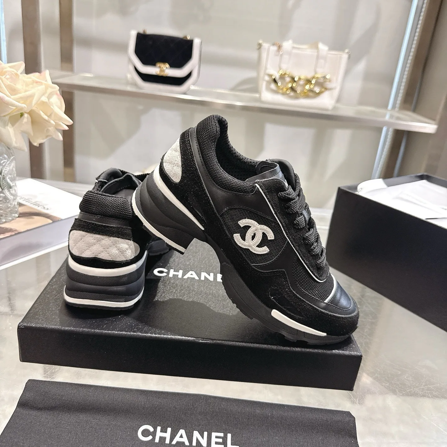 Кроссовки Женские Chanel 209005