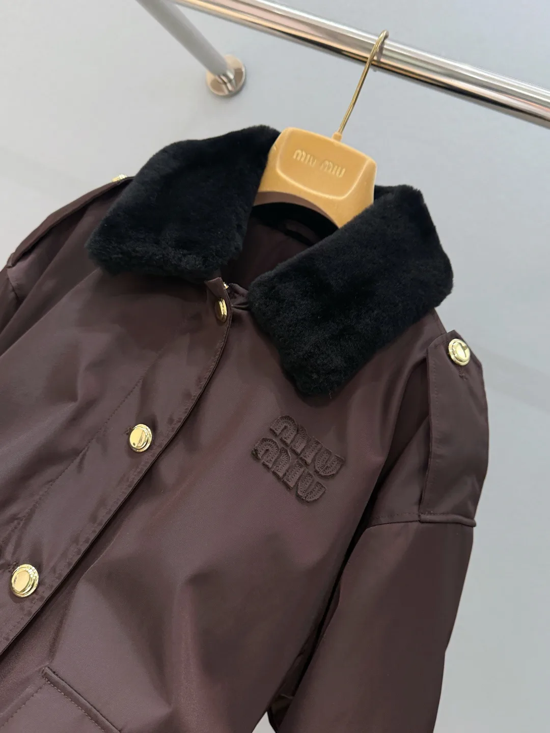 Куртки И Пуховики Женские Miu Miu 392862