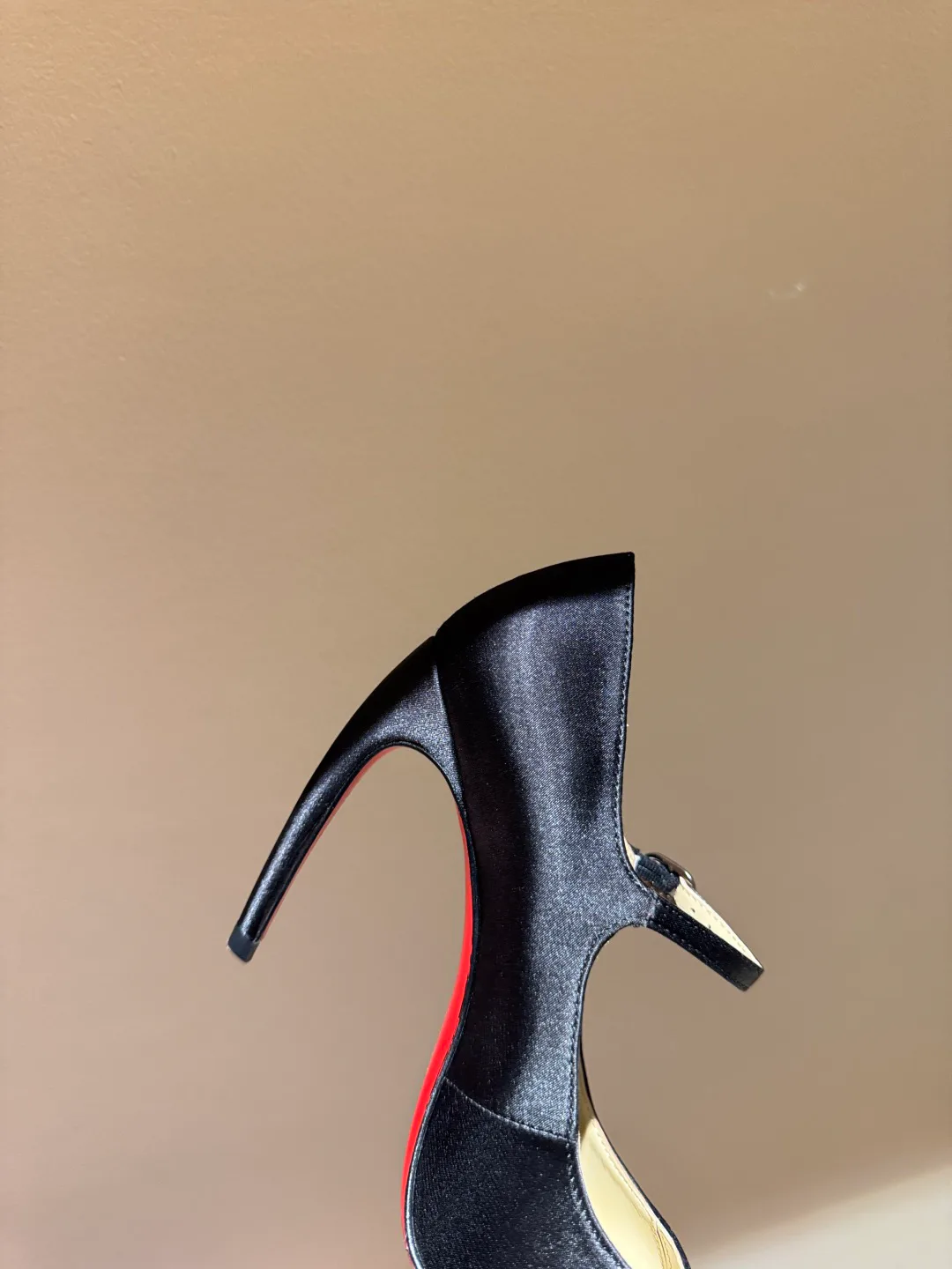 Туфли Женские Christian Louboutin 4743805
