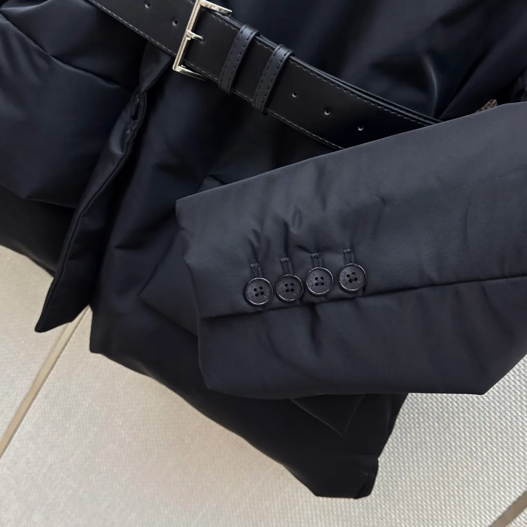Куртки И Пуховики Женские Prada 18198704