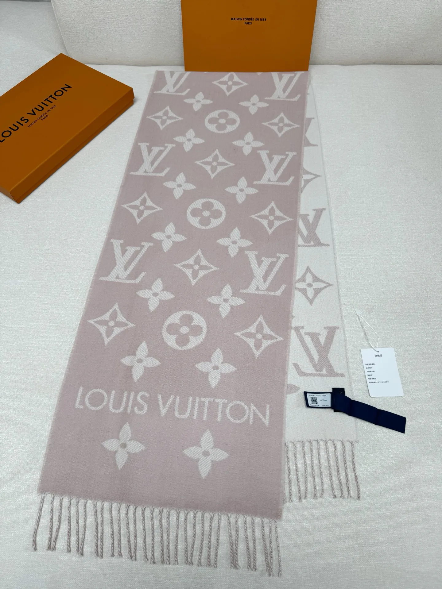 Шарфы Louis Vuitton 1861801