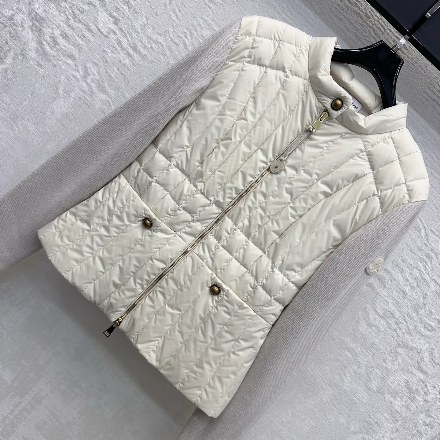 Куртки И Пуховики Женские Moncler 17897683