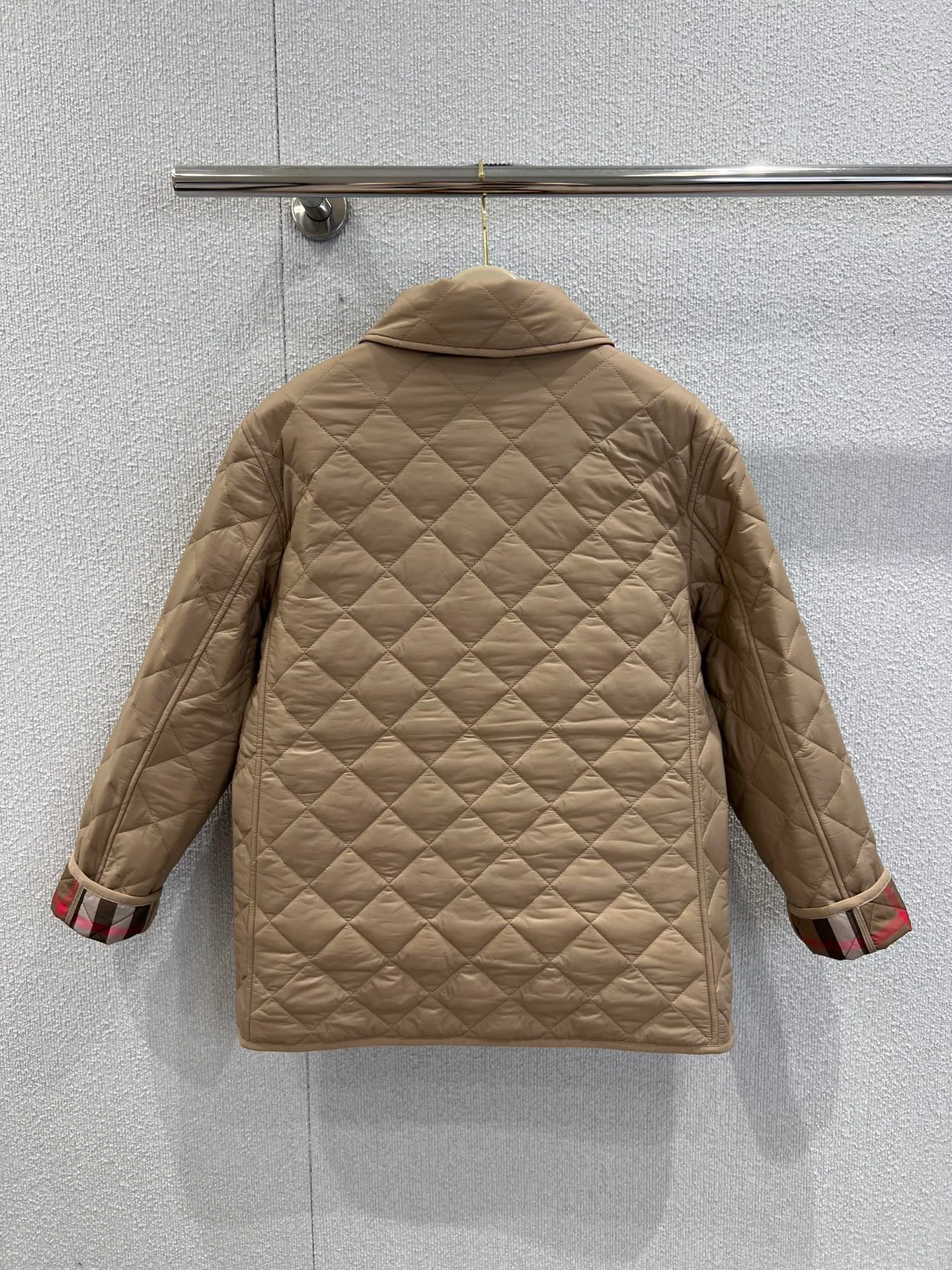 Куртки И Пуховики Женские Burberry 11672132