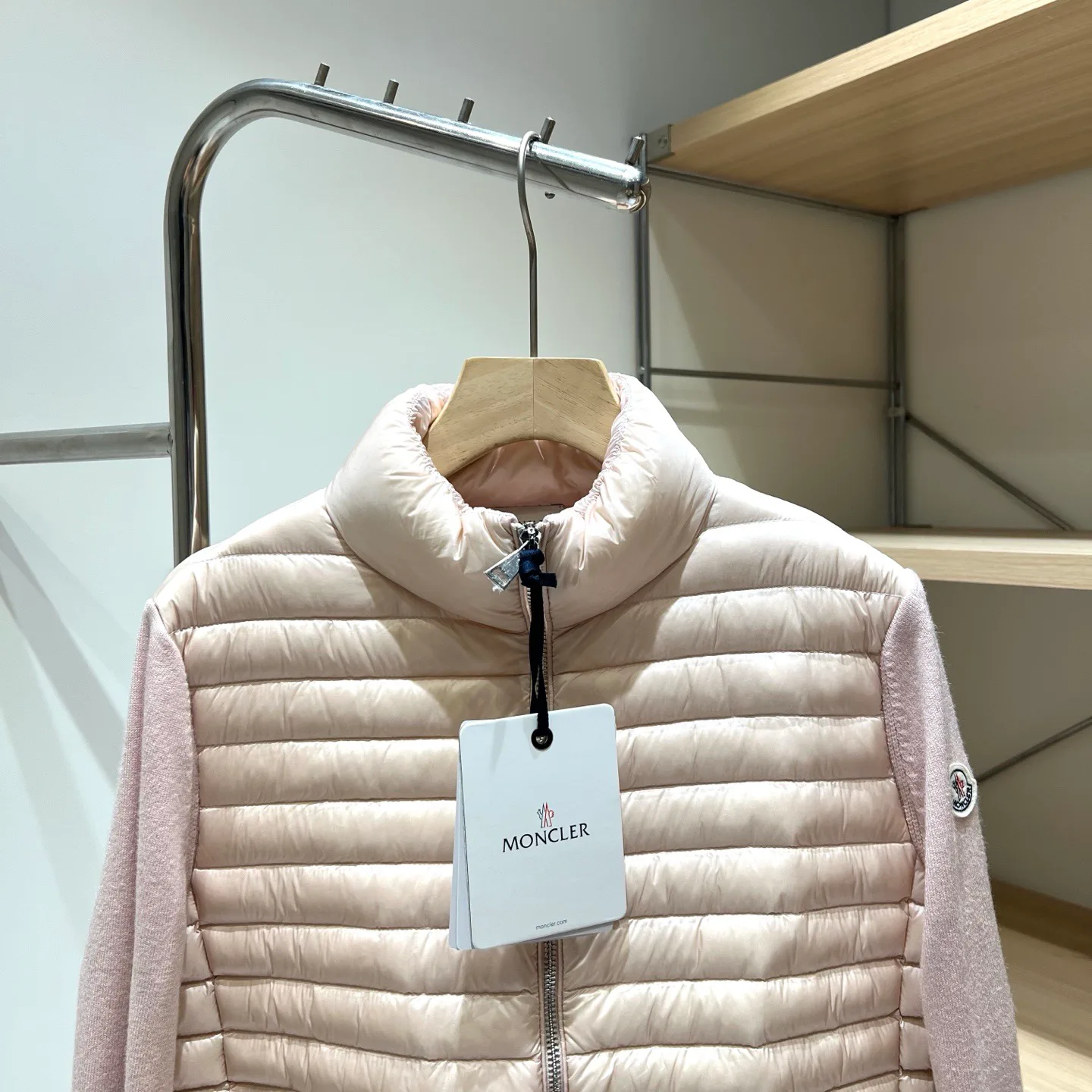 Куртки И Пуховики Женские Moncler 18043622