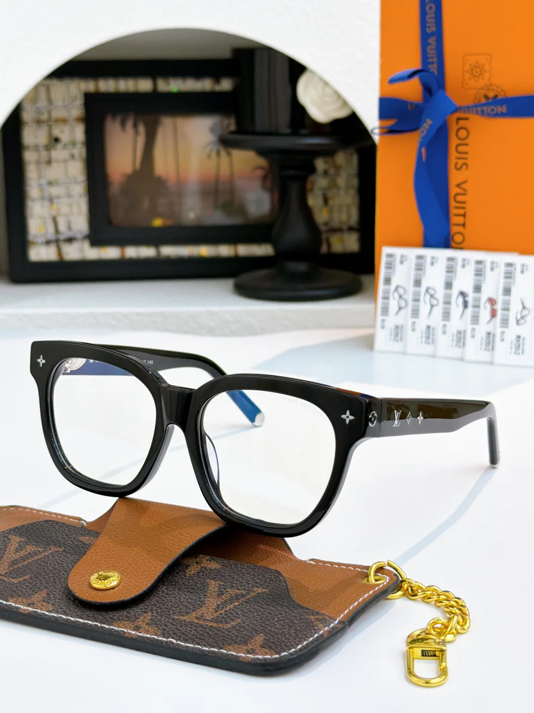 Очки Louis Vuitton 16853130
