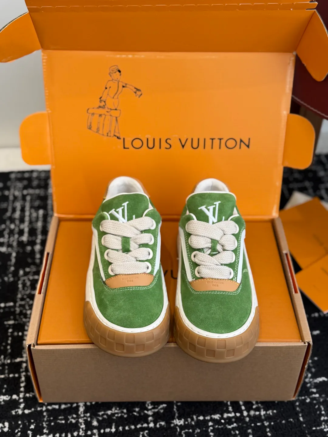 Кроссовки Женские Louis Vuitton 669411