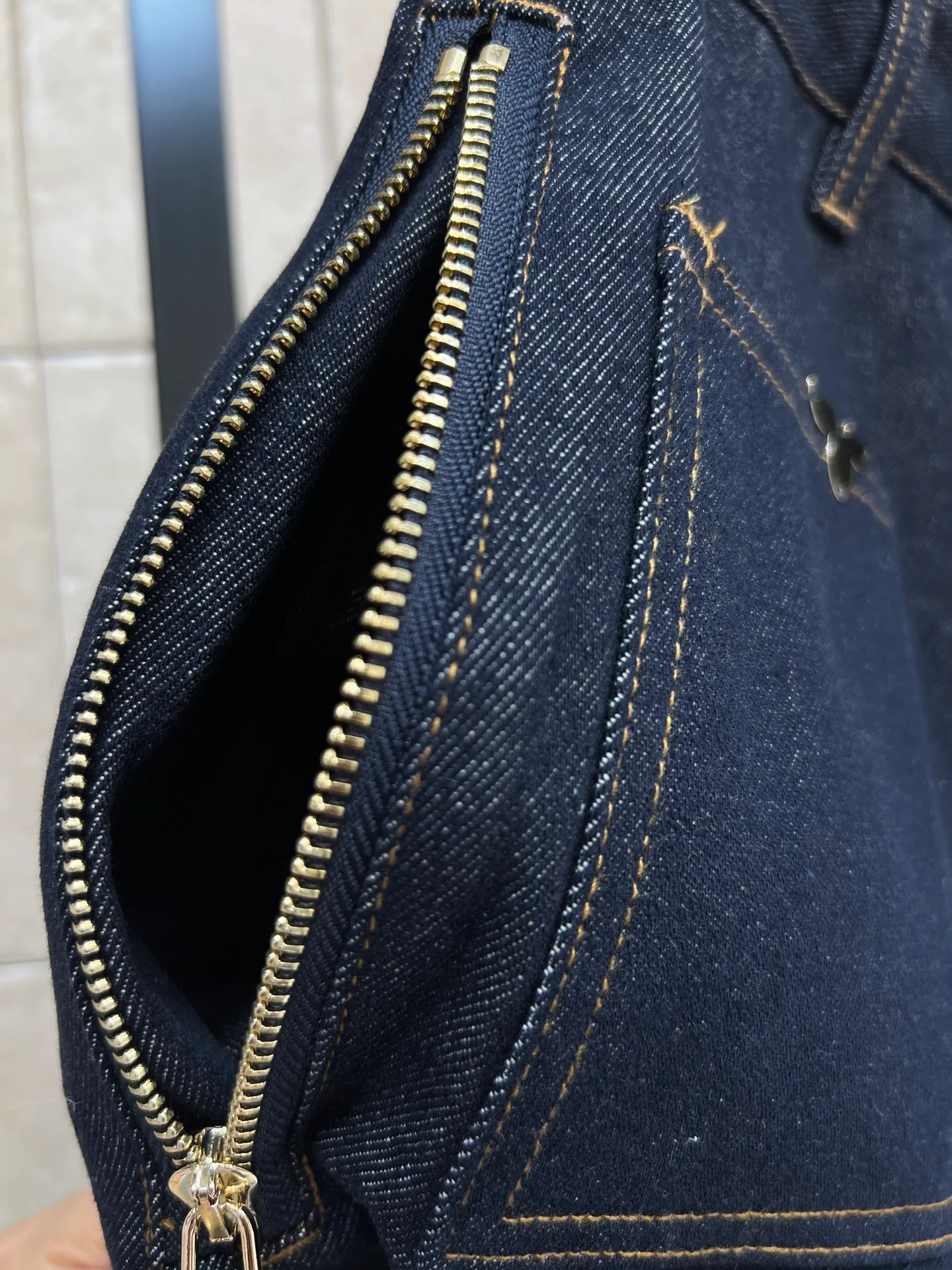 Джинсы Женские Louis Vuitton 13545862