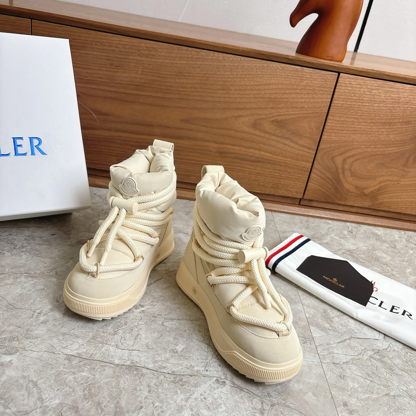 Угги Женские Moncler 192454